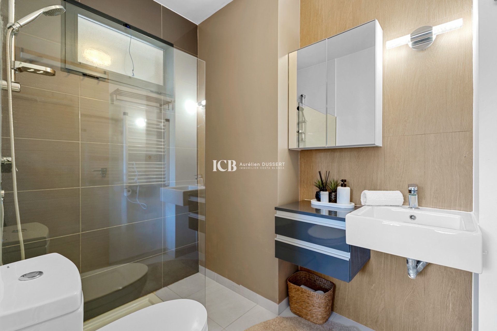 Revente - Maison individuelle -
Orihuela Costa - La Zenia