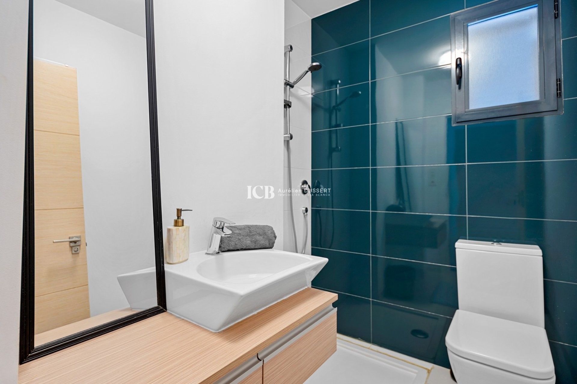 Revente - Maison individuelle -
Orihuela Costa - La Zenia