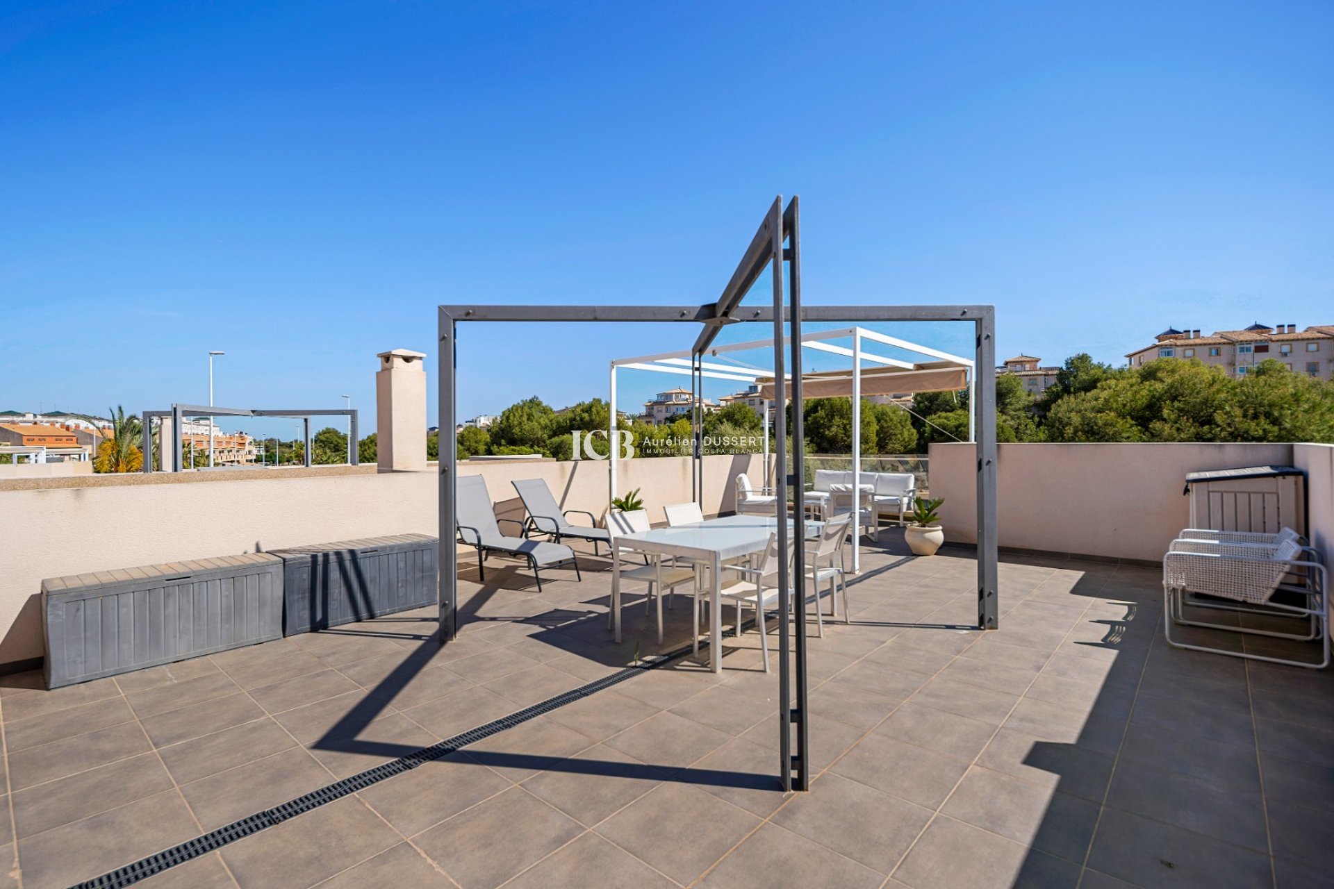 Revente - Maison individuelle -
Orihuela Costa - La Zenia