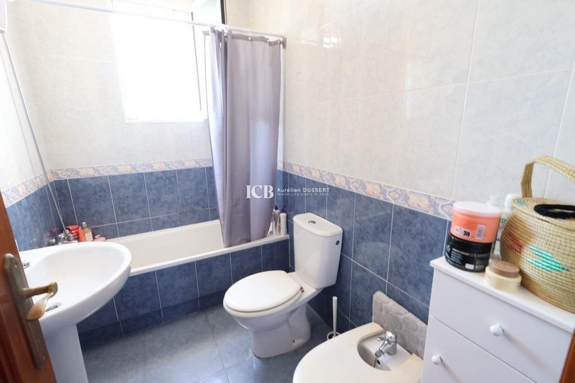 Revente - Maison individuelle -
Orihuela Costa - La Zenia