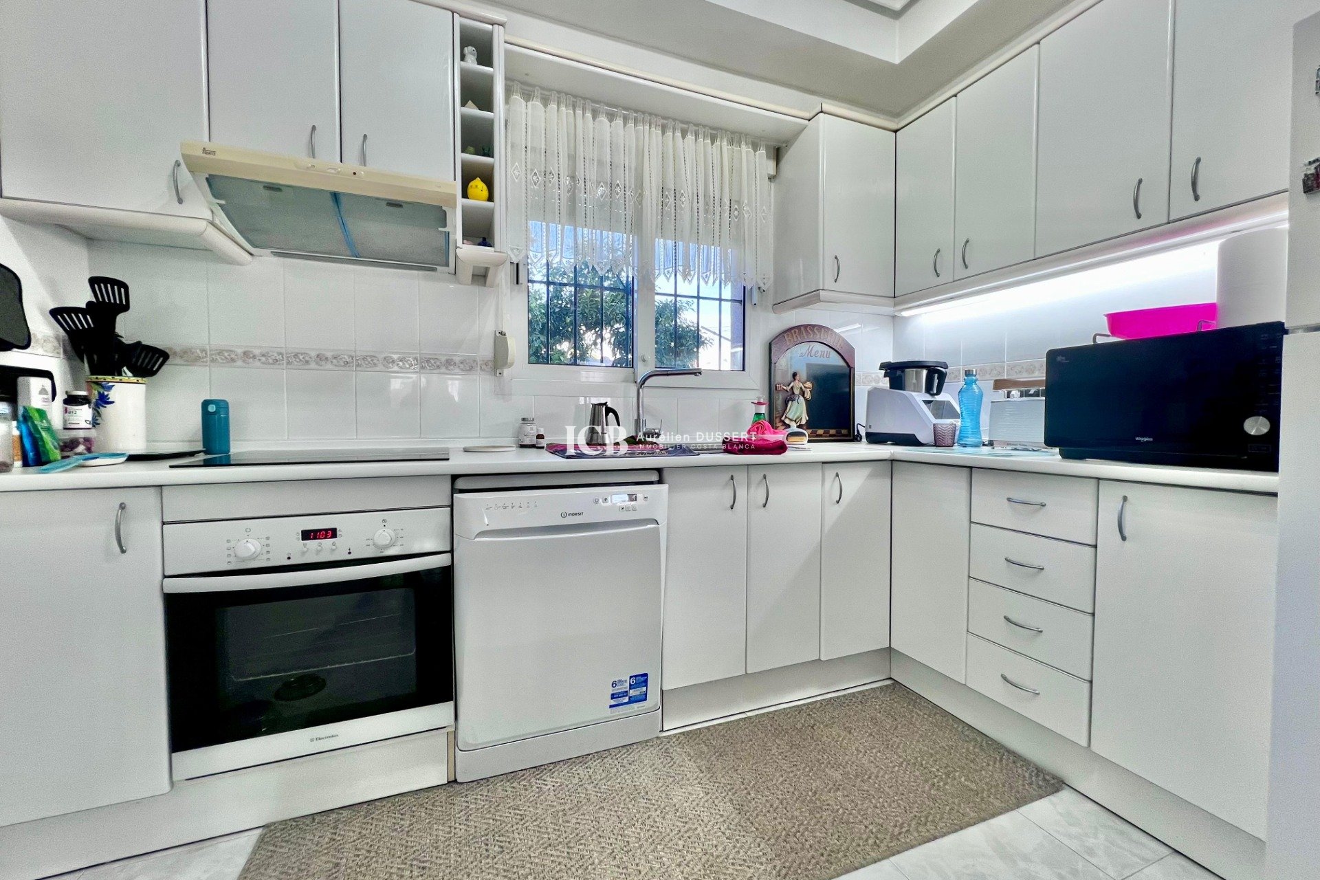 Revente - Maison individuelle -
Orihuela Costa - La Zenia