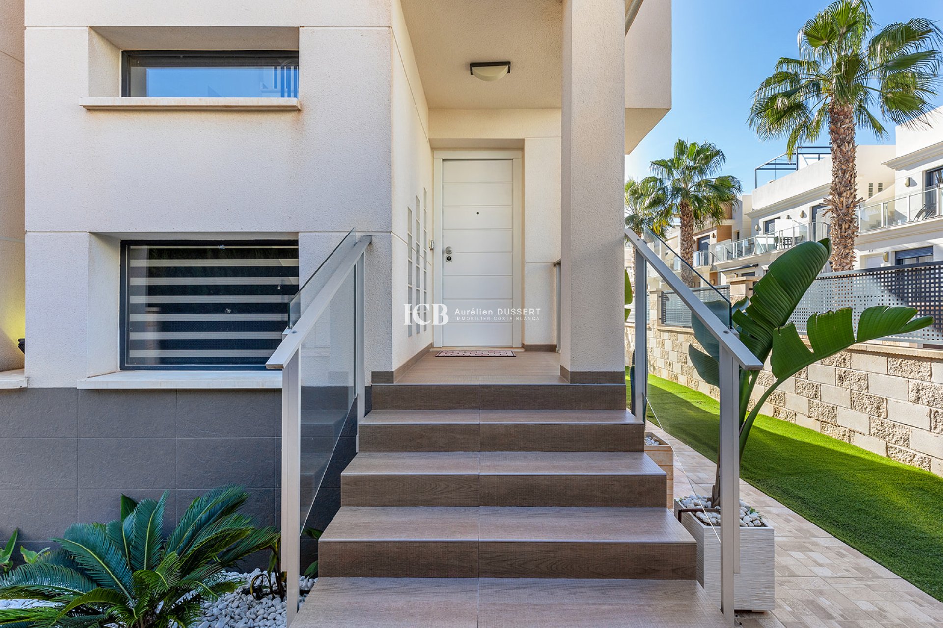 Revente - Maison individuelle -
Orihuela Costa - La Zenia