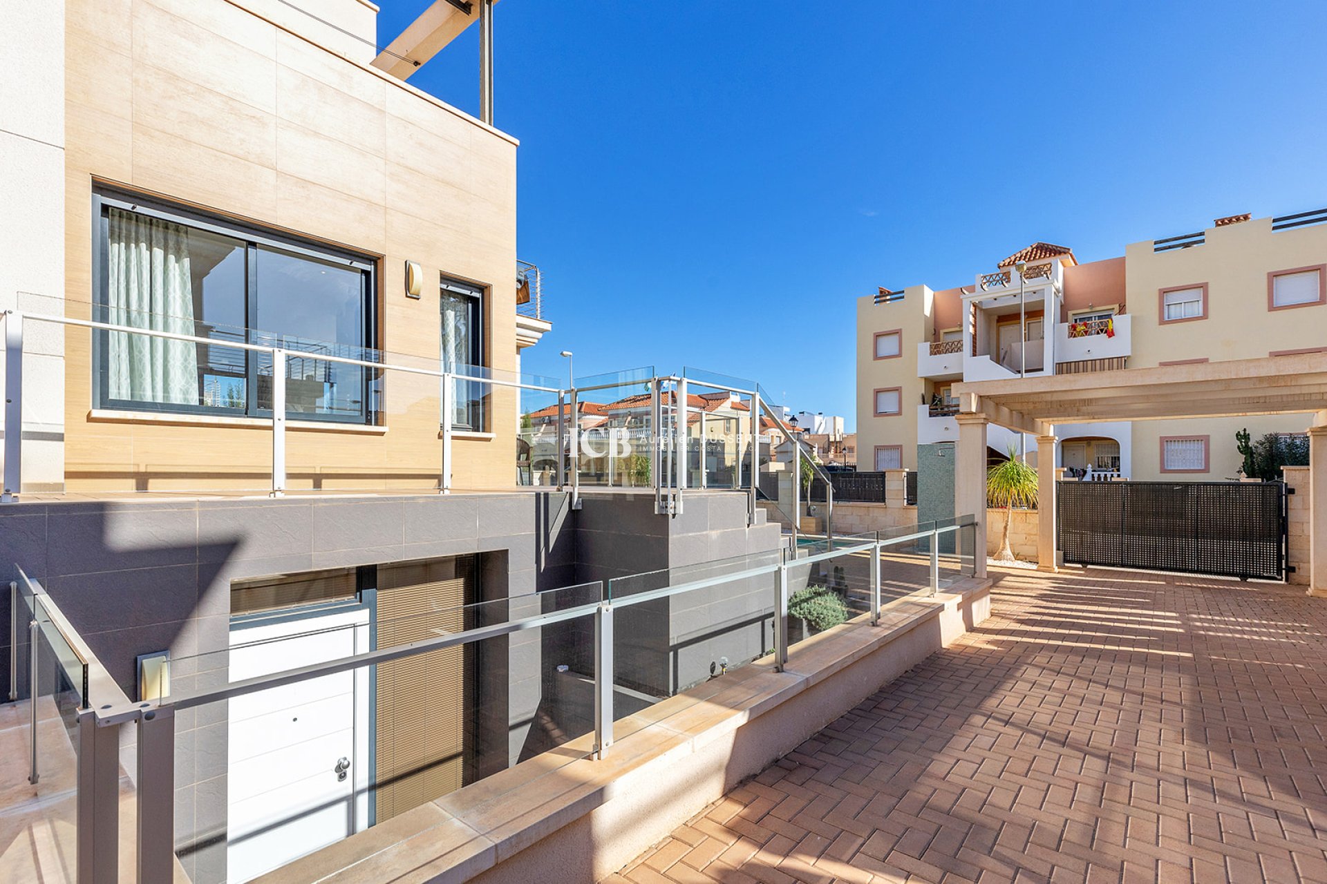 Revente - Maison individuelle -
Orihuela Costa - La Zenia