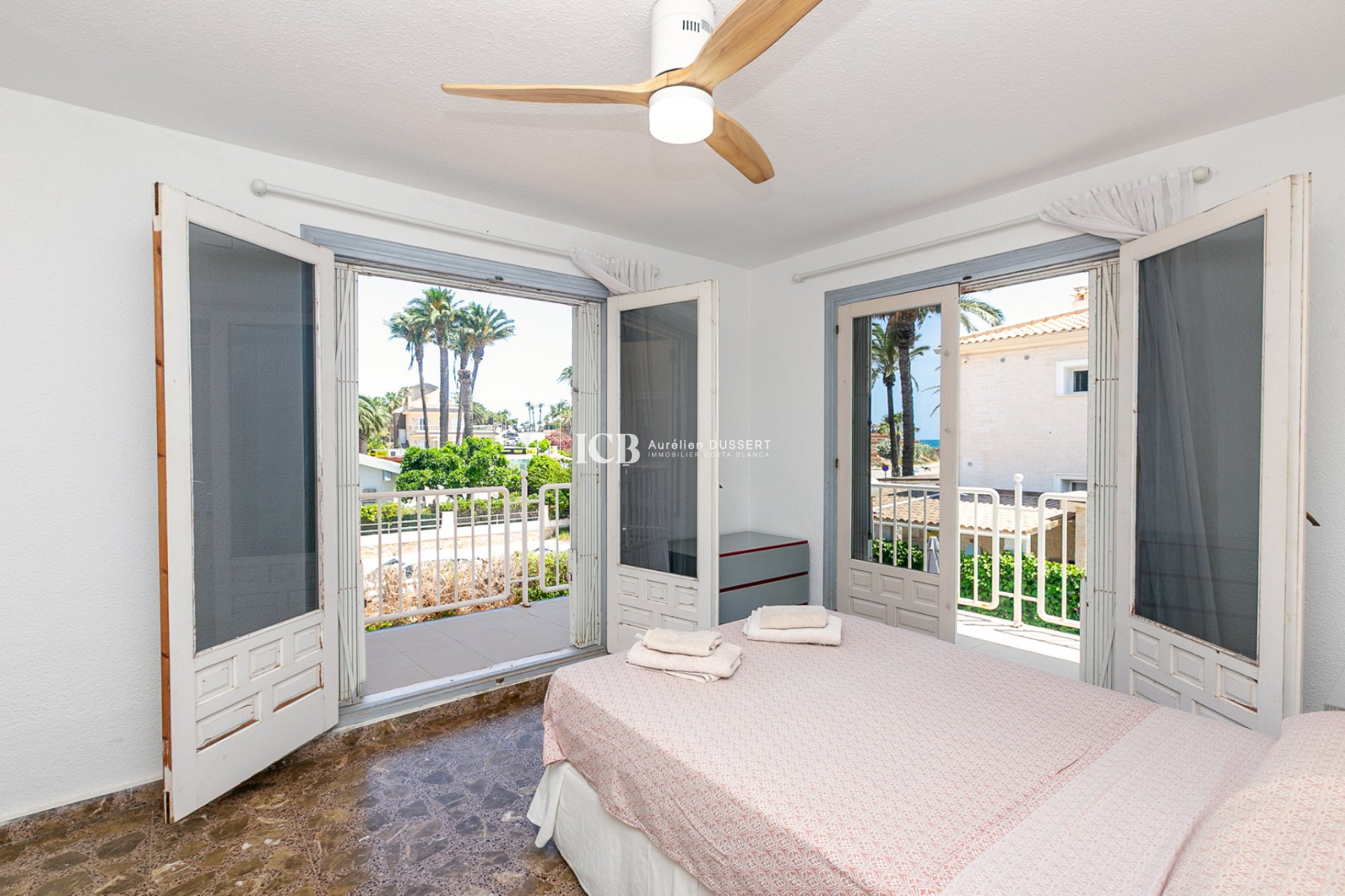 Revente - Maison individuelle -
Orihuela Costa - La Zenia