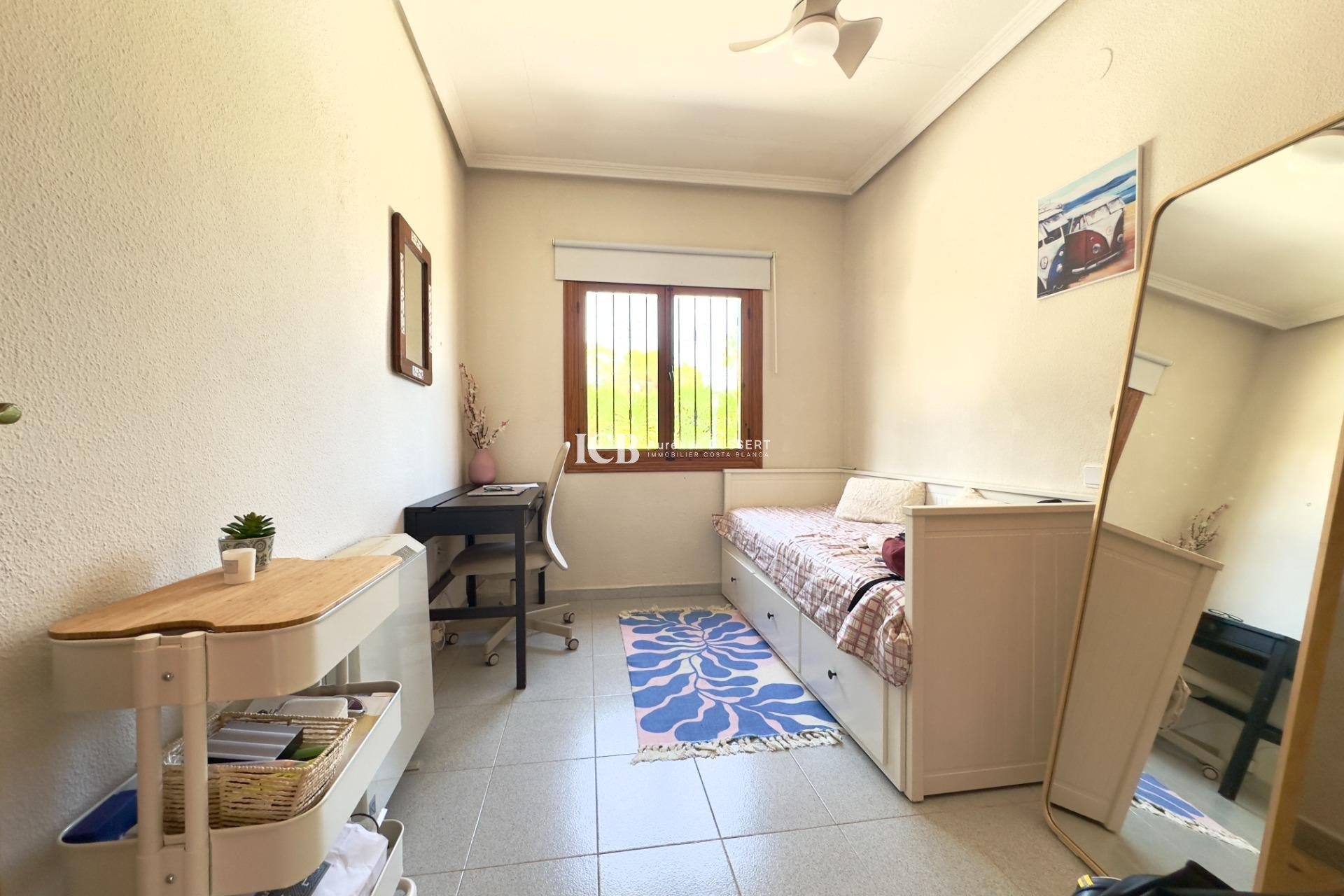 Revente - Maison individuelle -
Orihuela Costa - La Zenia