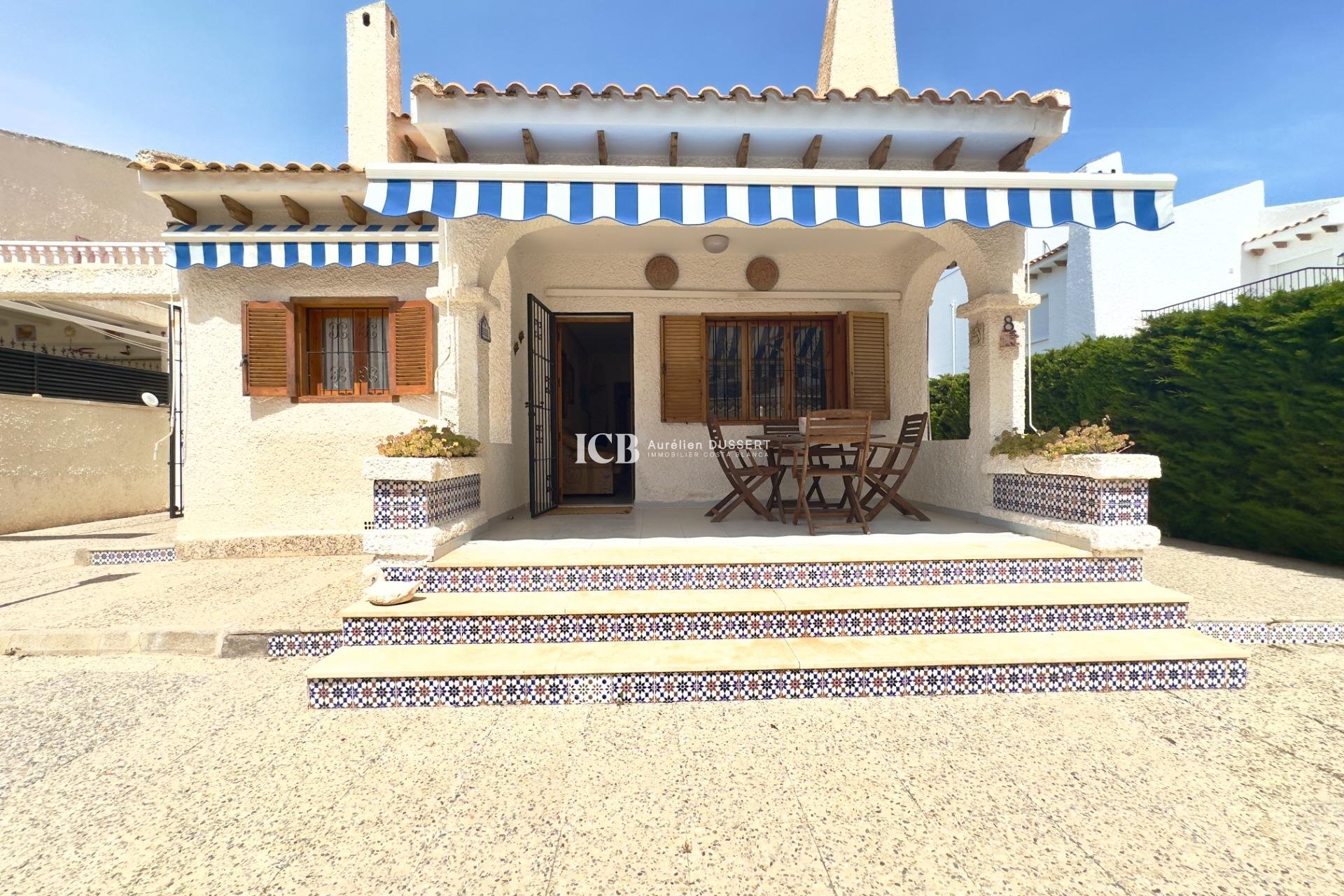 Revente - Maison individuelle -
Orihuela Costa - La Zenia