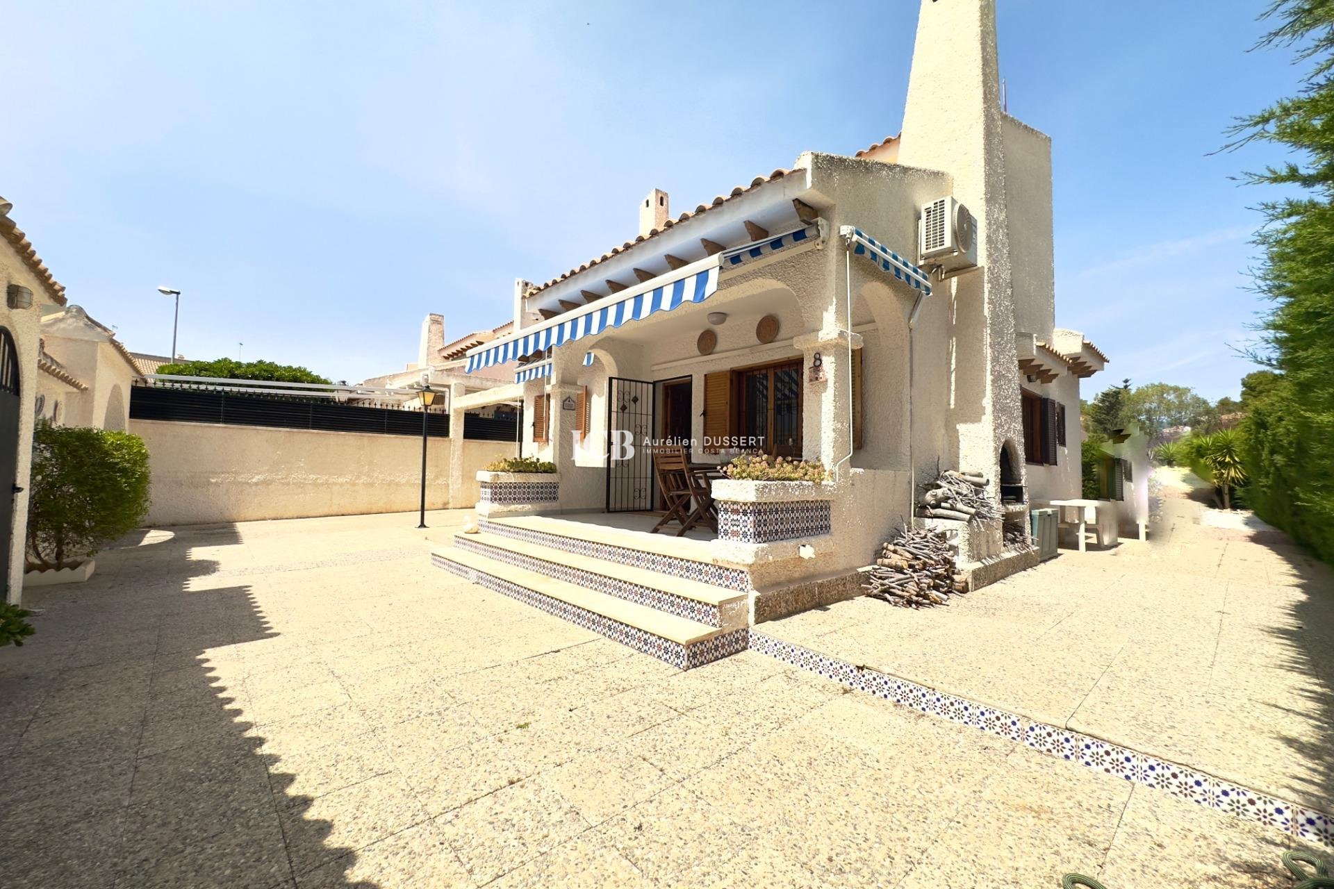 Revente - Maison individuelle -
Orihuela Costa - La Zenia