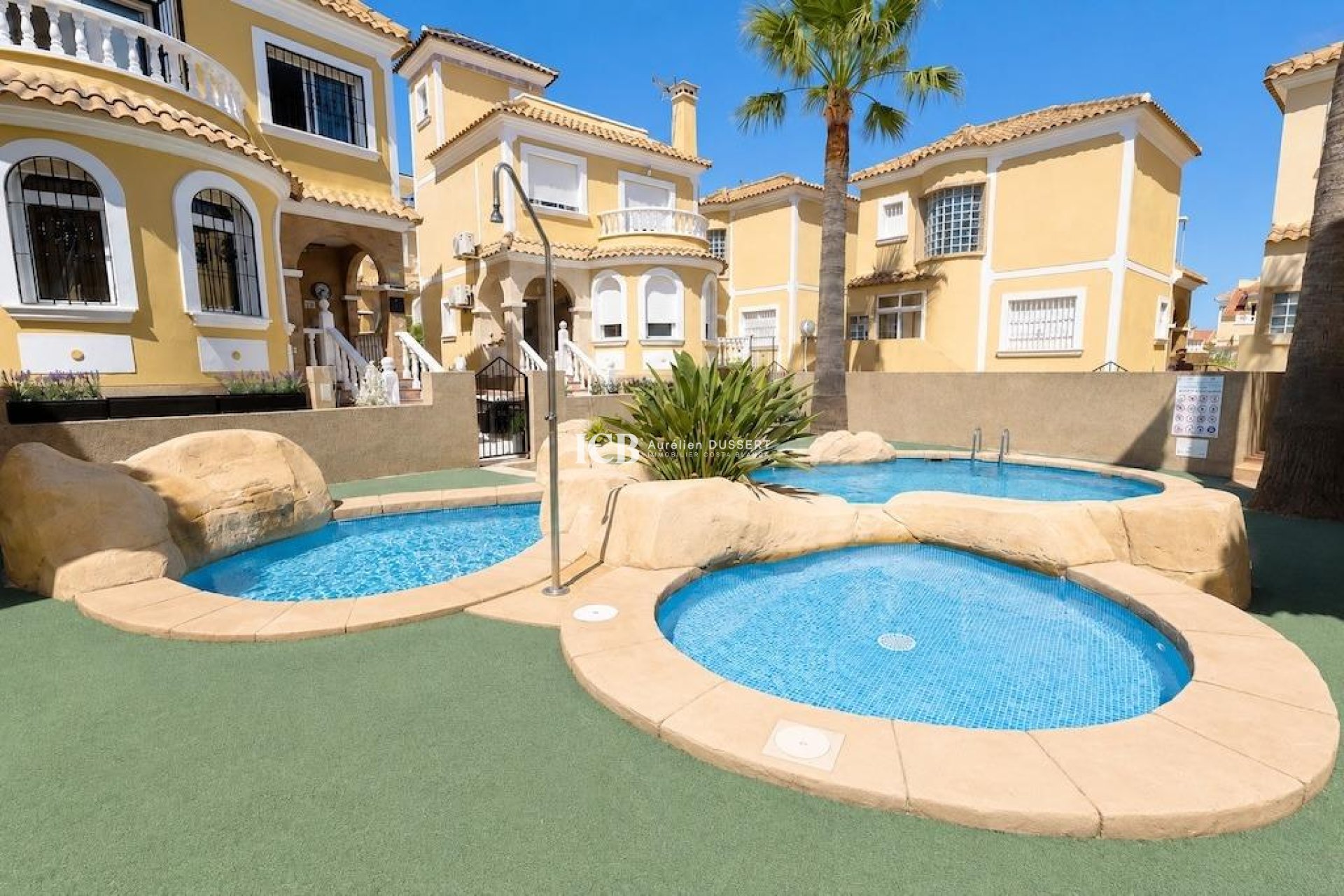 Revente - Maison individuelle -
Orihuela Costa - Las Filipinas