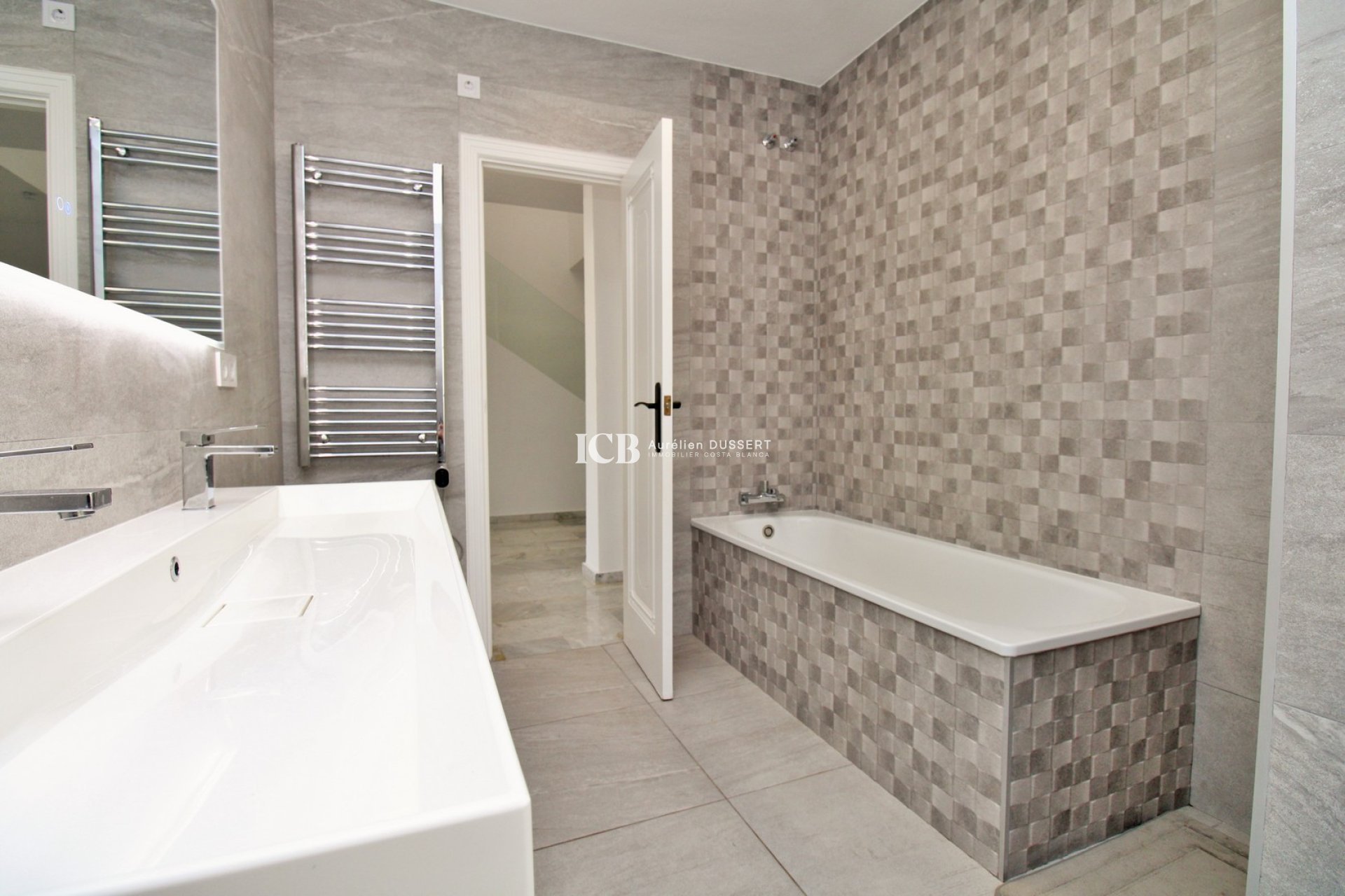 Revente - Maison individuelle -
Orihuela Costa - Las Ramblas Golf