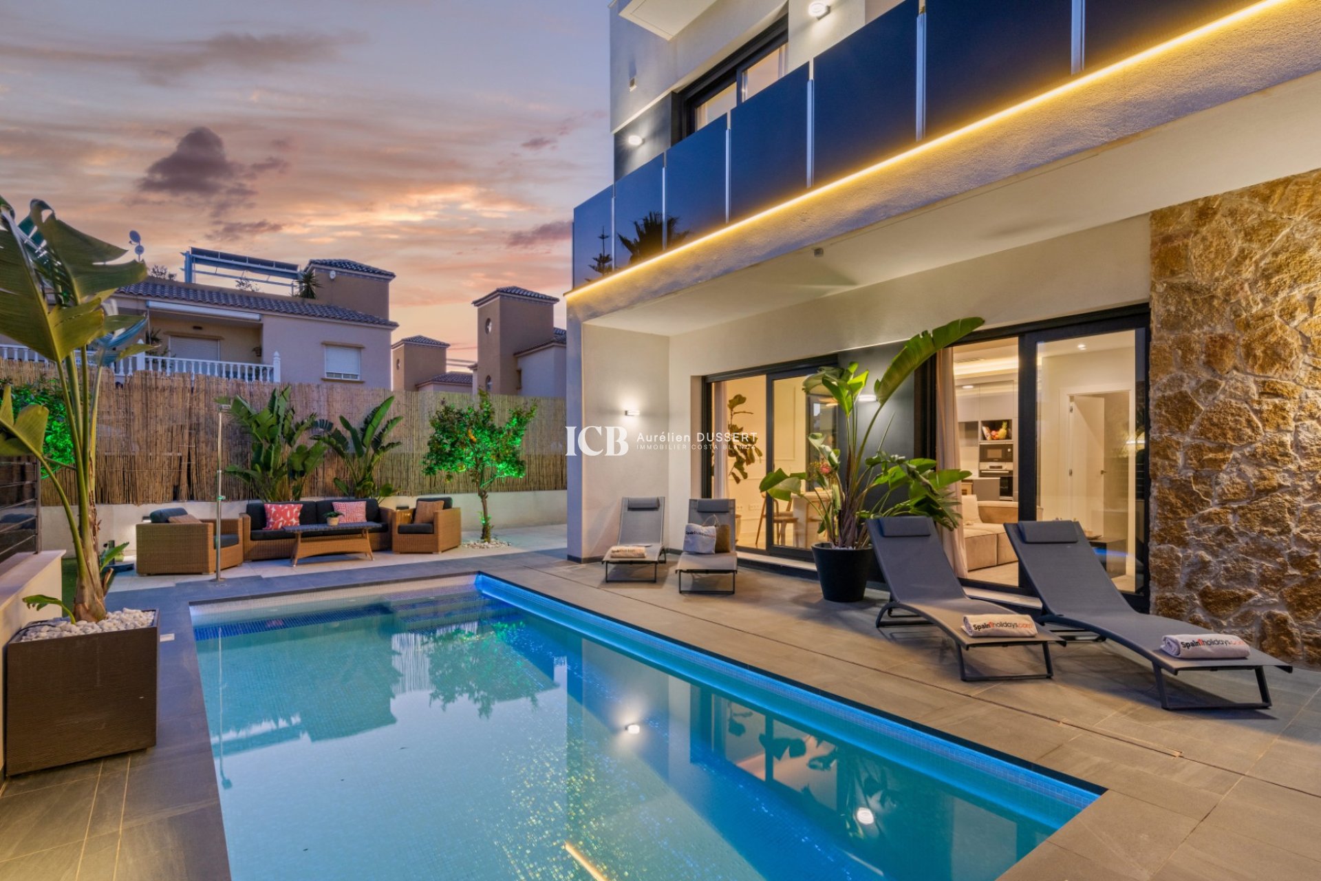 Revente - Maison individuelle -
Orihuela Costa - Lomas de Campoamor