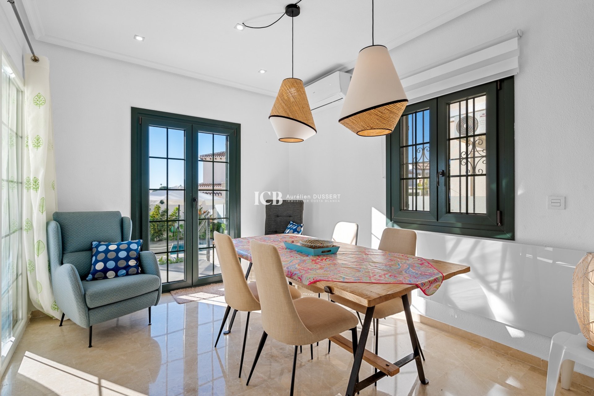 Revente - Maison individuelle -
Orihuela Costa - Los Dolses