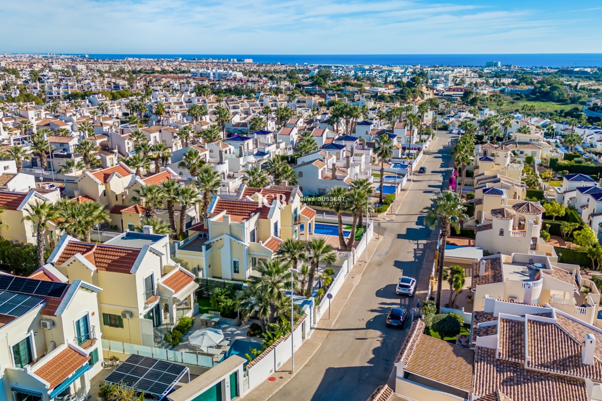 Revente - Maison individuelle -
Orihuela Costa - Los Dolses