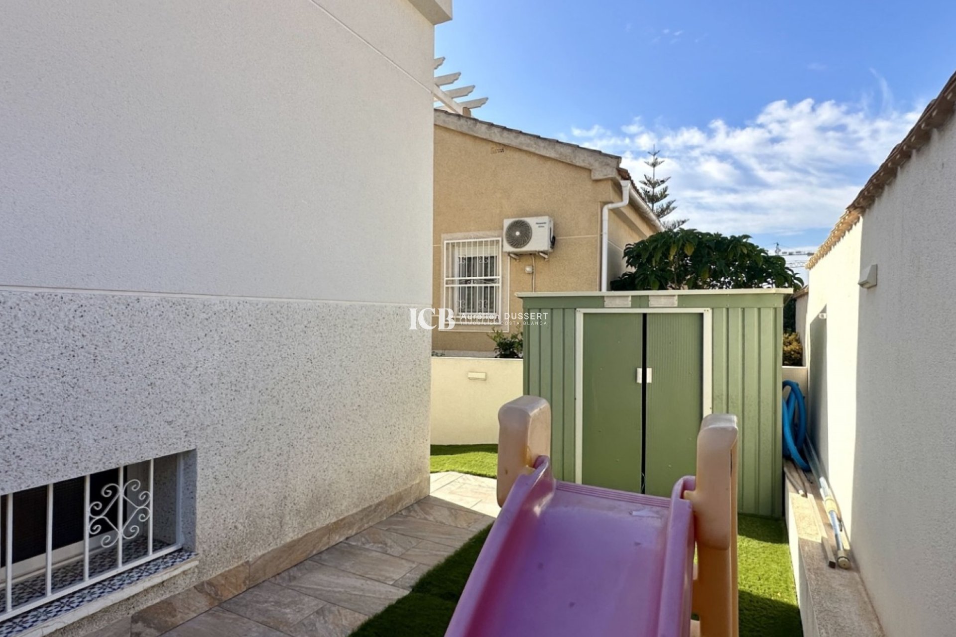 Revente - Maison individuelle -
Orihuela Costa - Los Dolses