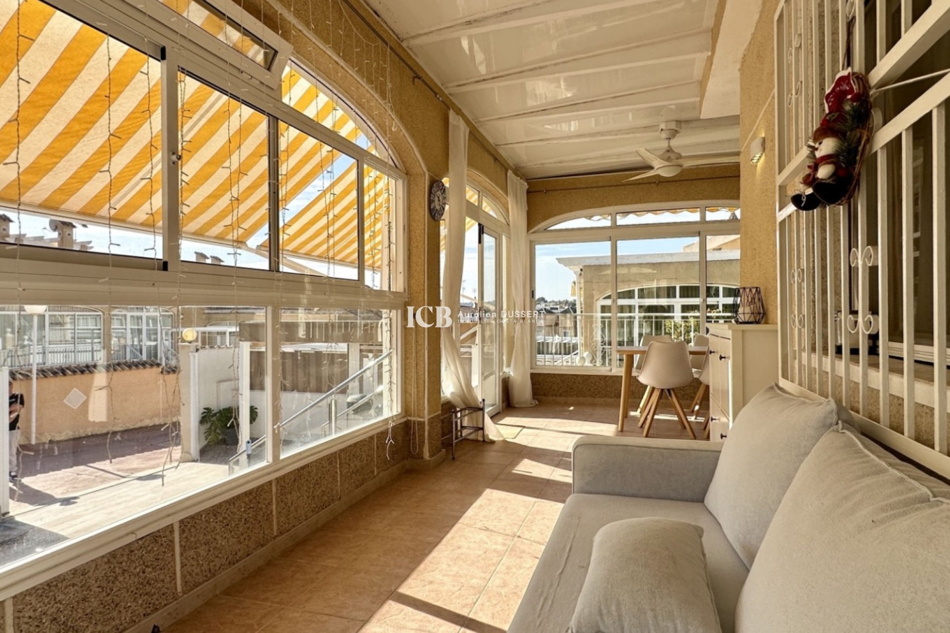 Revente - Maison individuelle -
Orihuela Costa - Los Dolses