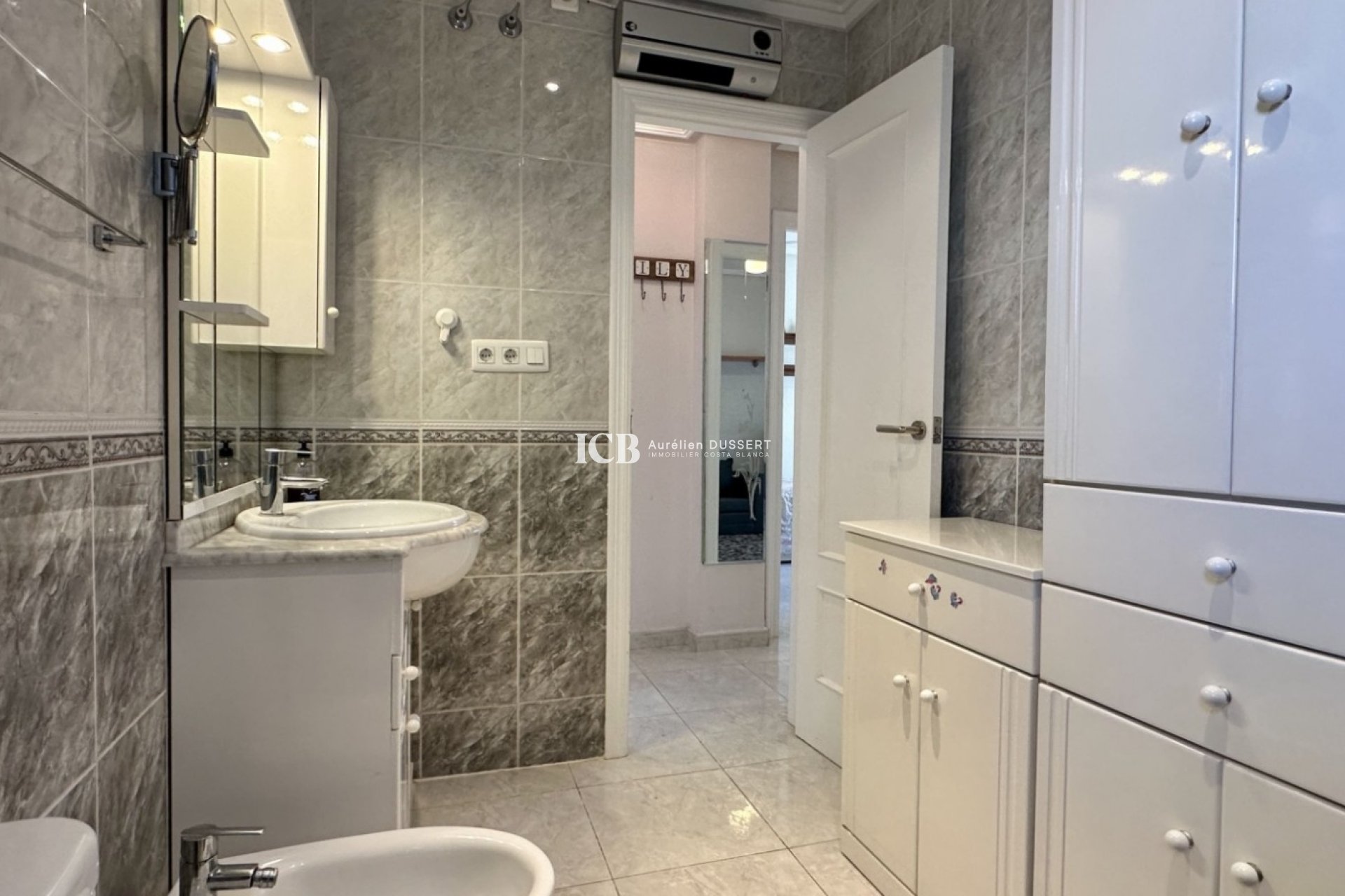 Revente - Maison individuelle -
Orihuela Costa - Los Dolses