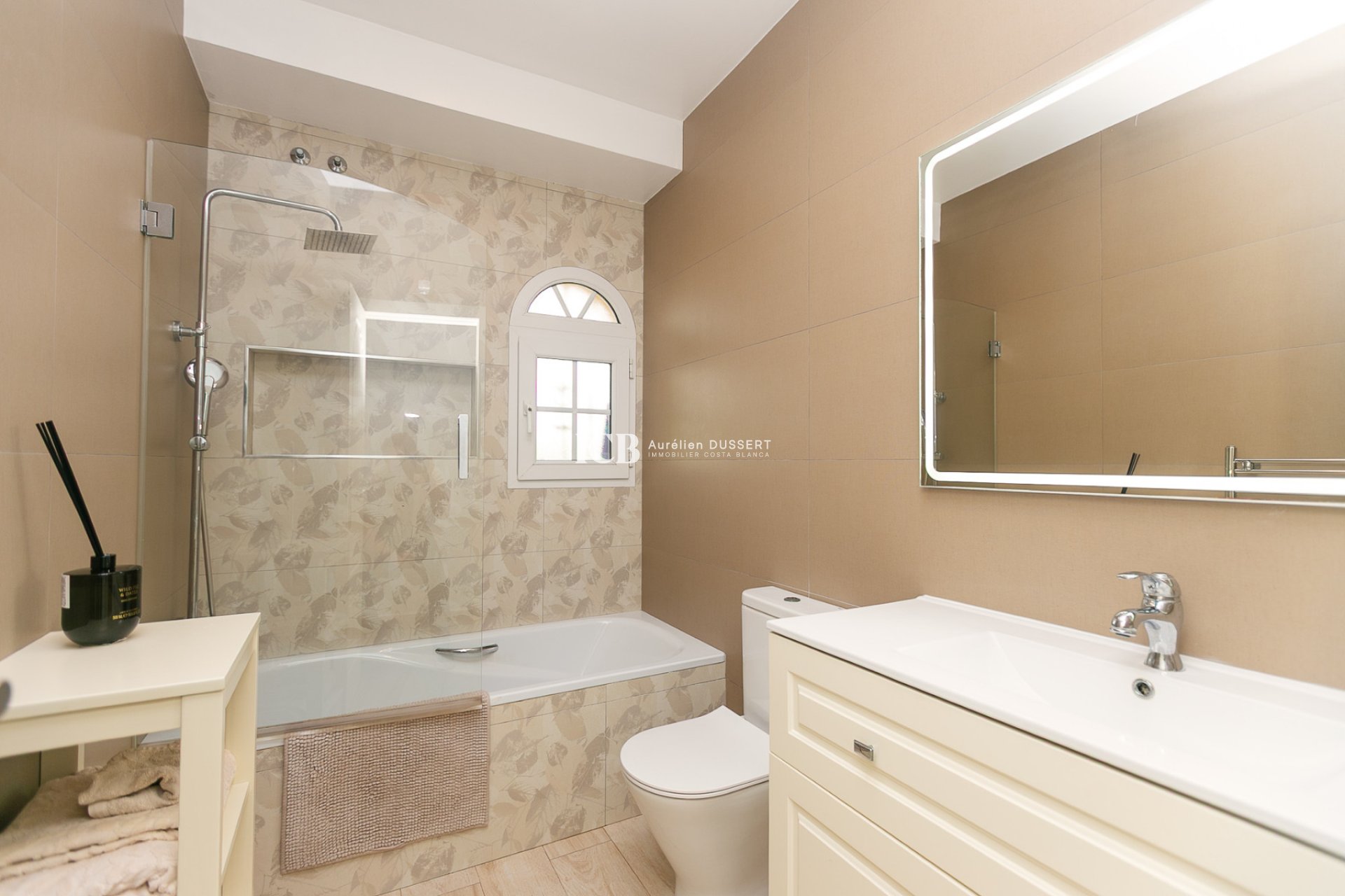 Revente - Maison individuelle -
Orihuela Costa - Los Dolses