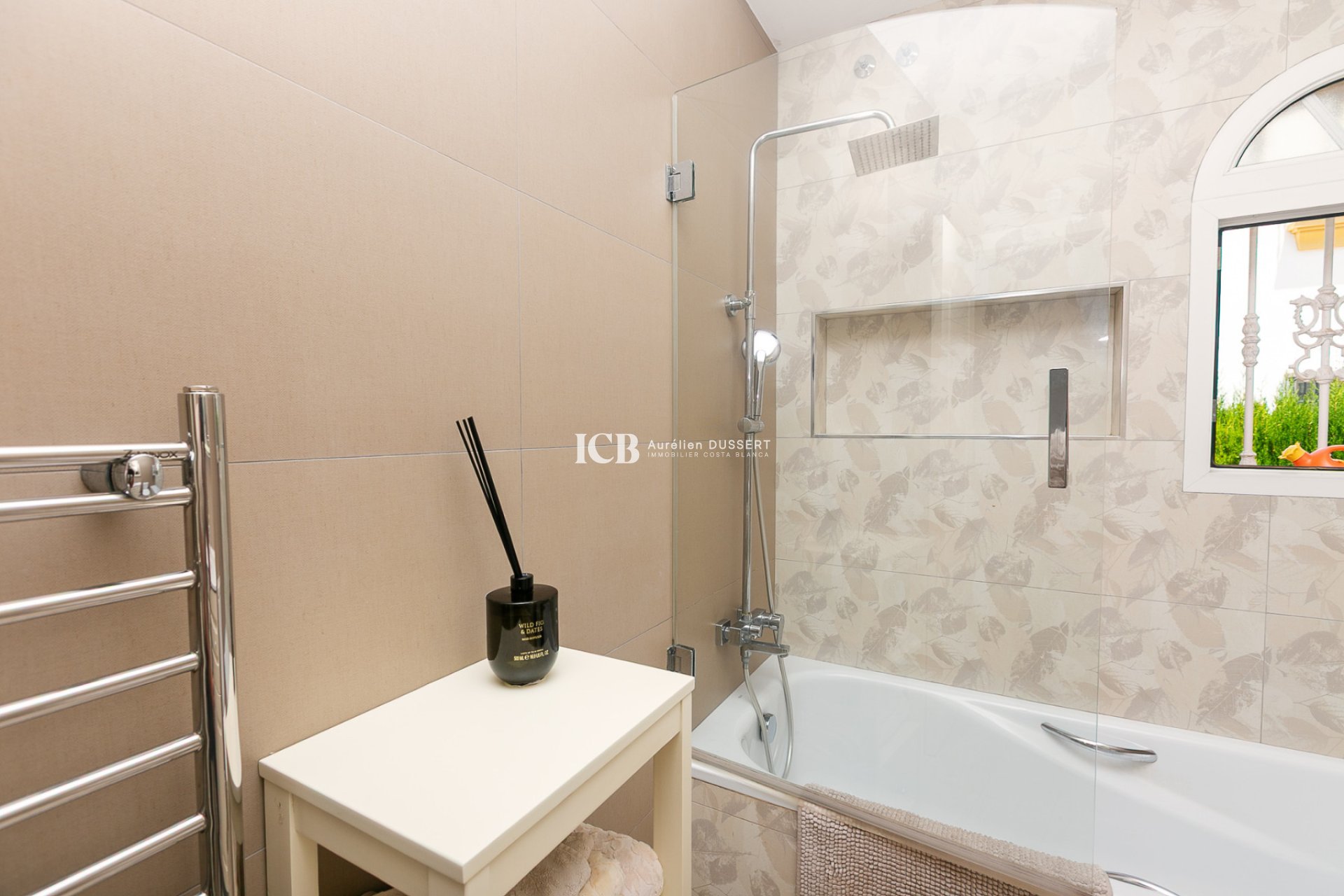 Revente - Maison individuelle -
Orihuela Costa - Los Dolses