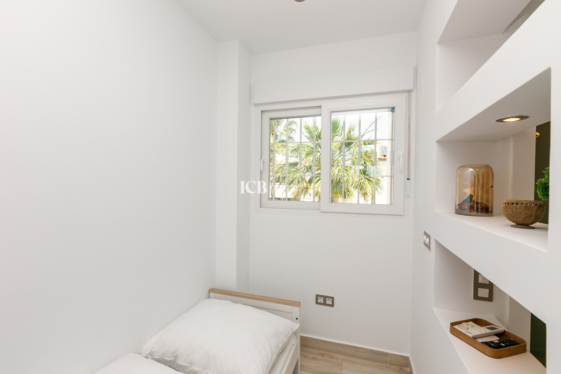 Revente - Maison individuelle -
Orihuela Costa - Los Dolses