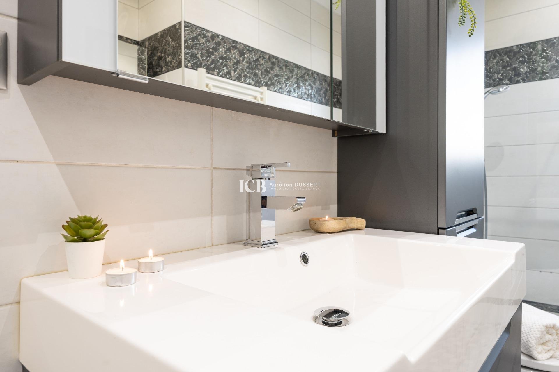 Revente - Maison individuelle -
Orihuela Costa - Playa Flamenca