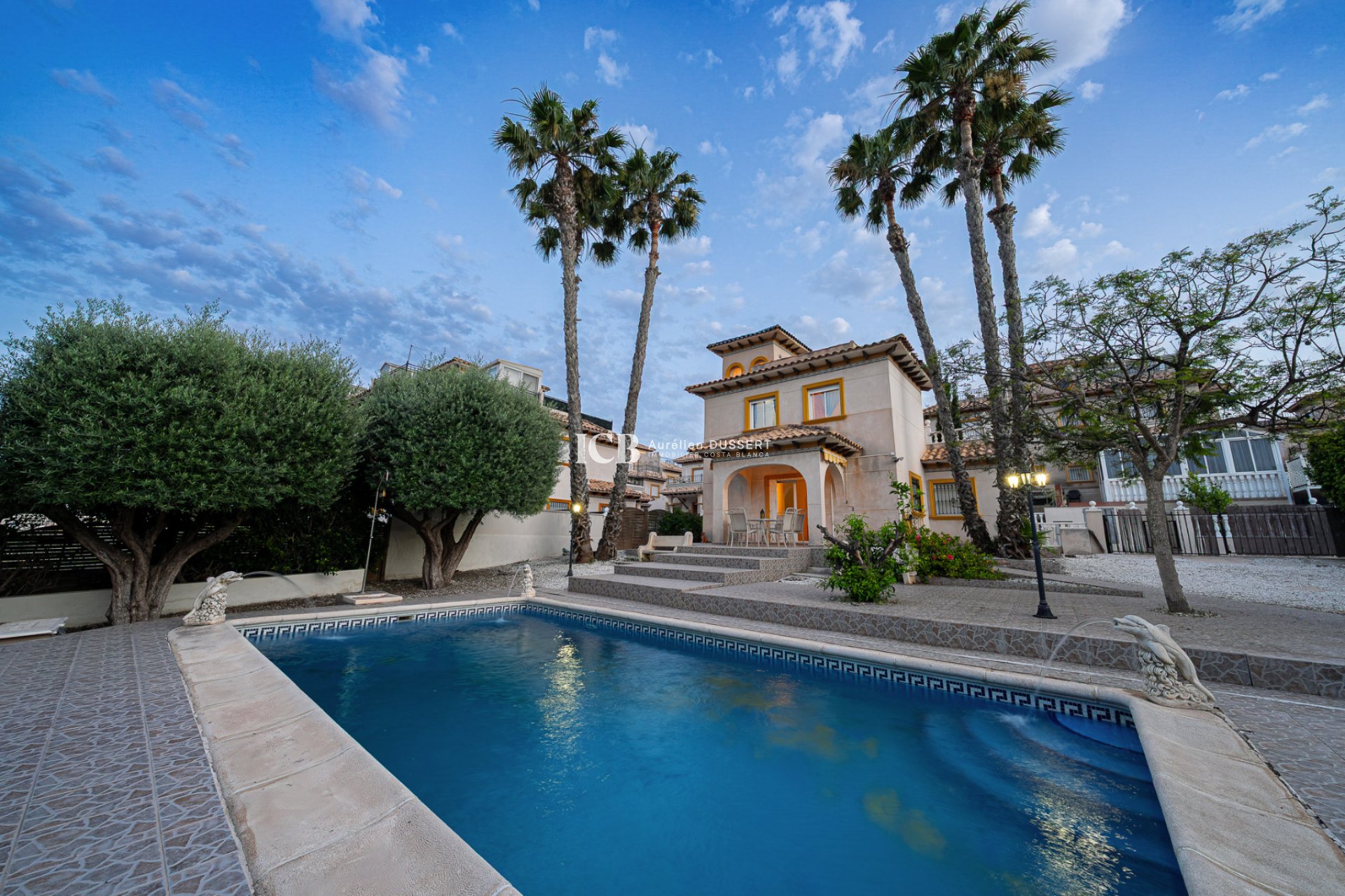 Revente - Maison individuelle -
Orihuela Costa - Playa Flamenca