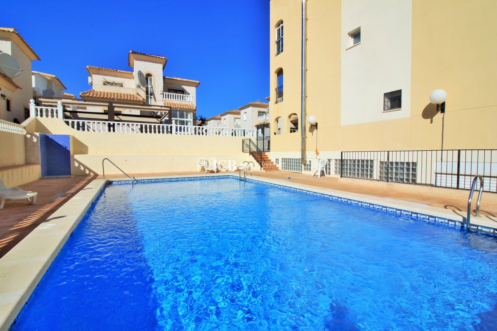Revente - Maison individuelle -
Orihuela Costa - Playa Flamenca