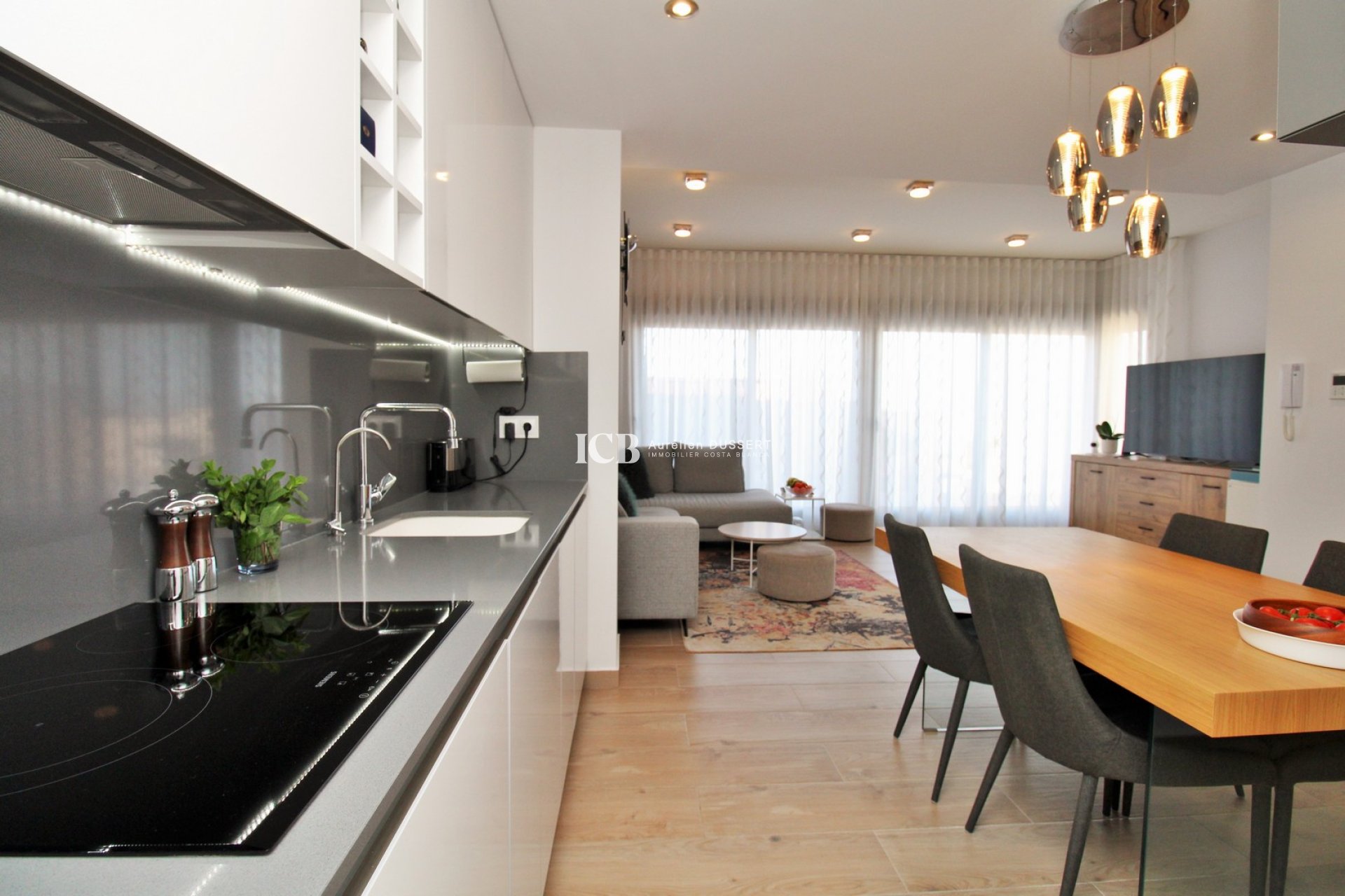 Revente - Maison individuelle -
Orihuela Costa - Villamartín