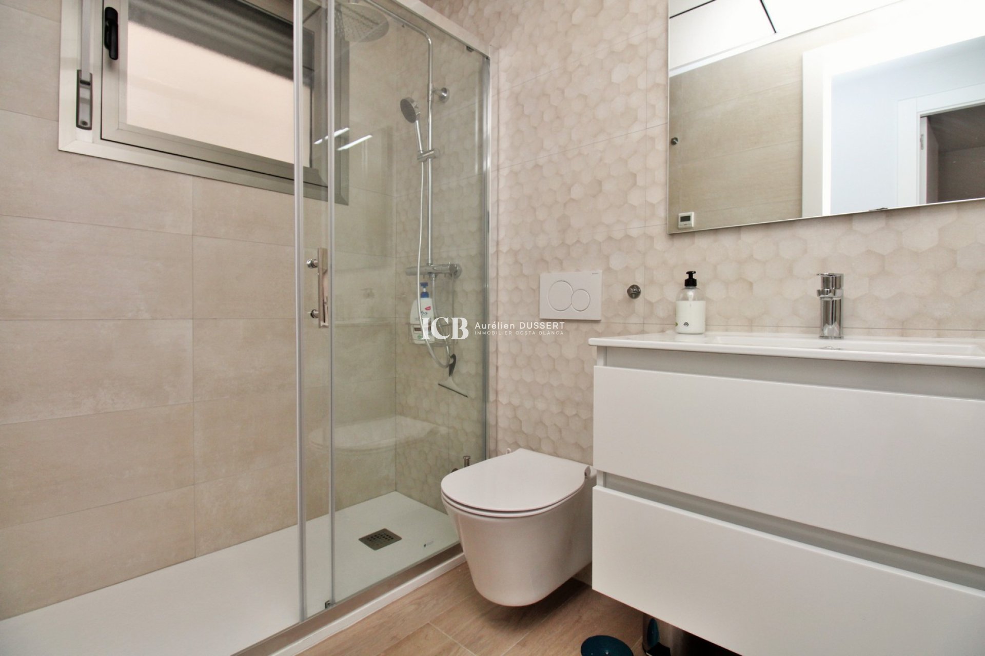 Revente - Maison individuelle -
Orihuela Costa - Villamartín