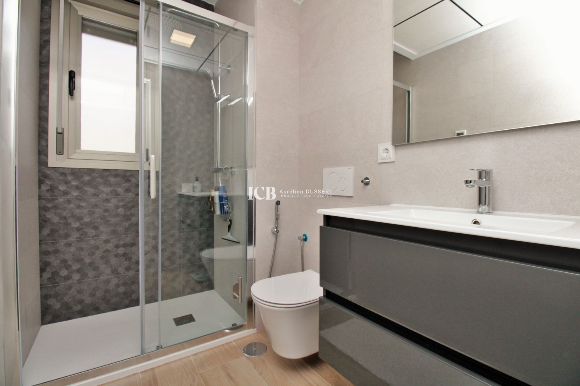 Revente - Maison individuelle -
Orihuela Costa - Villamartín