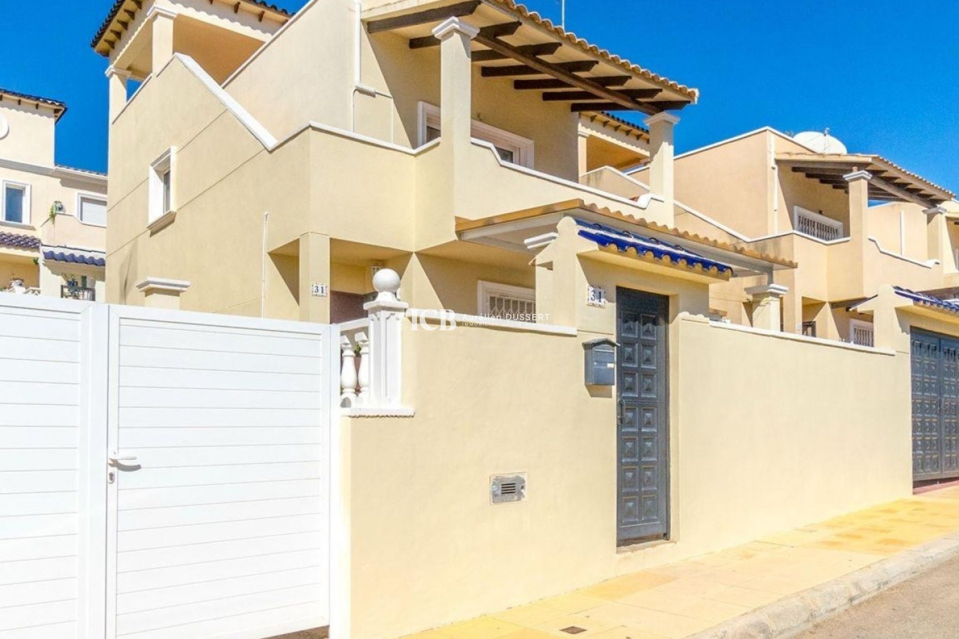 Revente - Maison individuelle -
Orihuela Costa - Villamartín