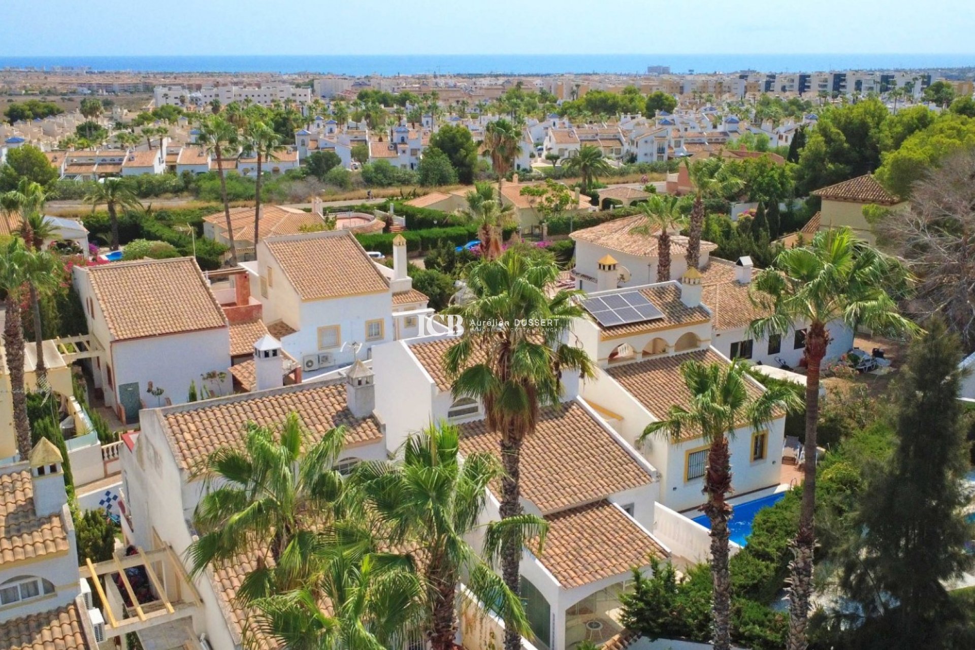 Revente - Maison individuelle -
Orihuela Costa - Villamartín
