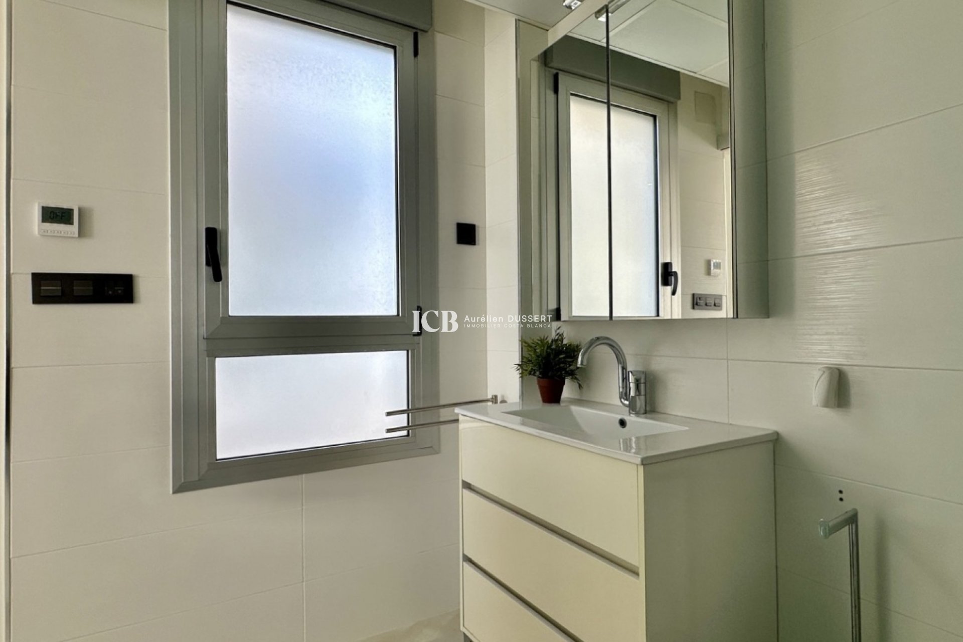 Revente - Maison individuelle -
Orihuela Costa - Villamartín