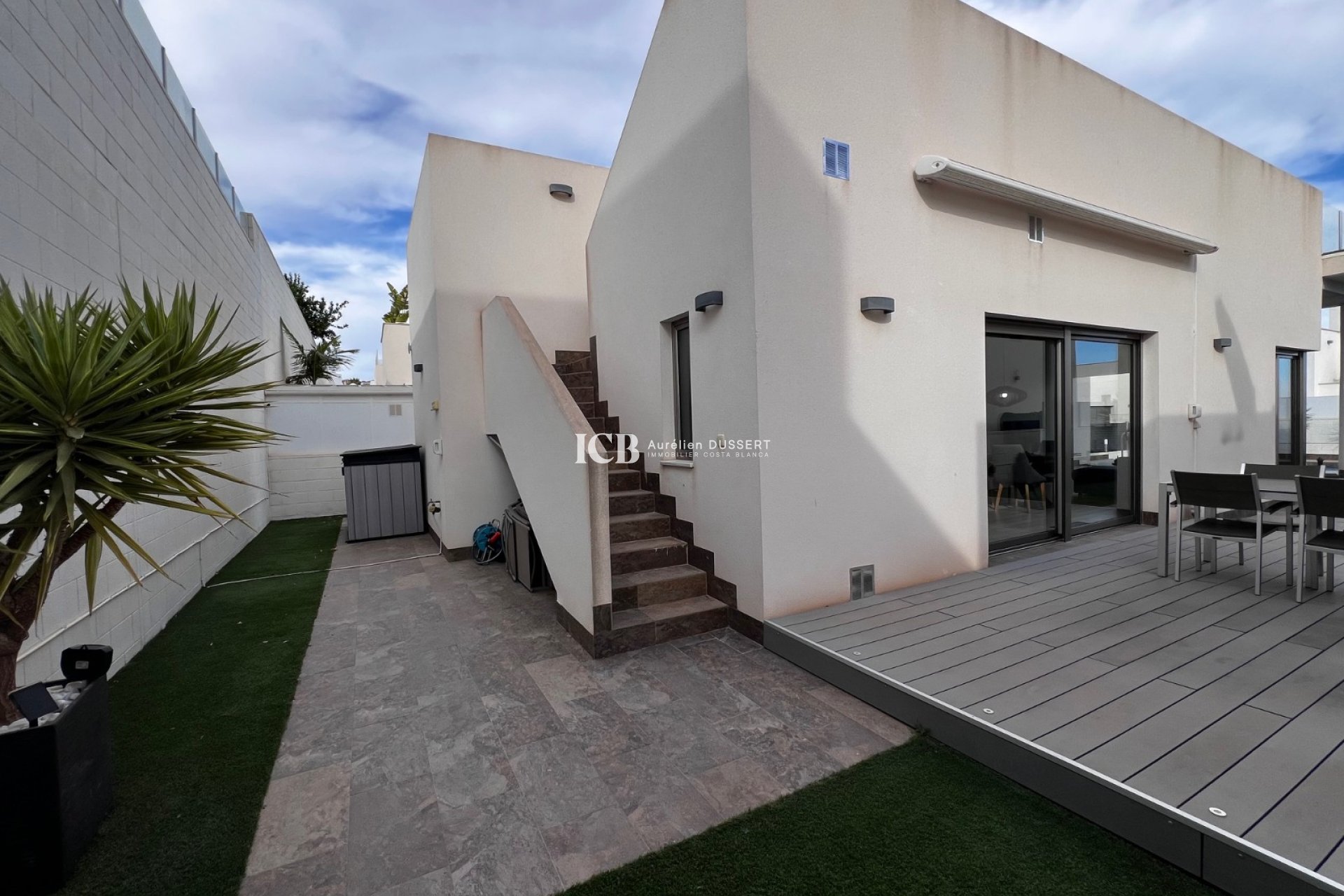 Revente - Maison individuelle -
Orihuela Costa - Villamartín