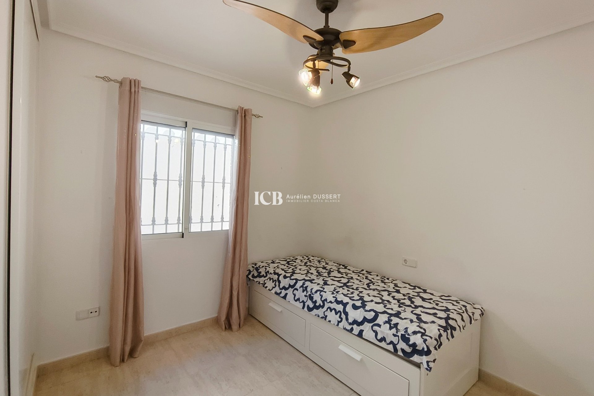 Revente - Maison individuelle -
Pilar de la Horadada