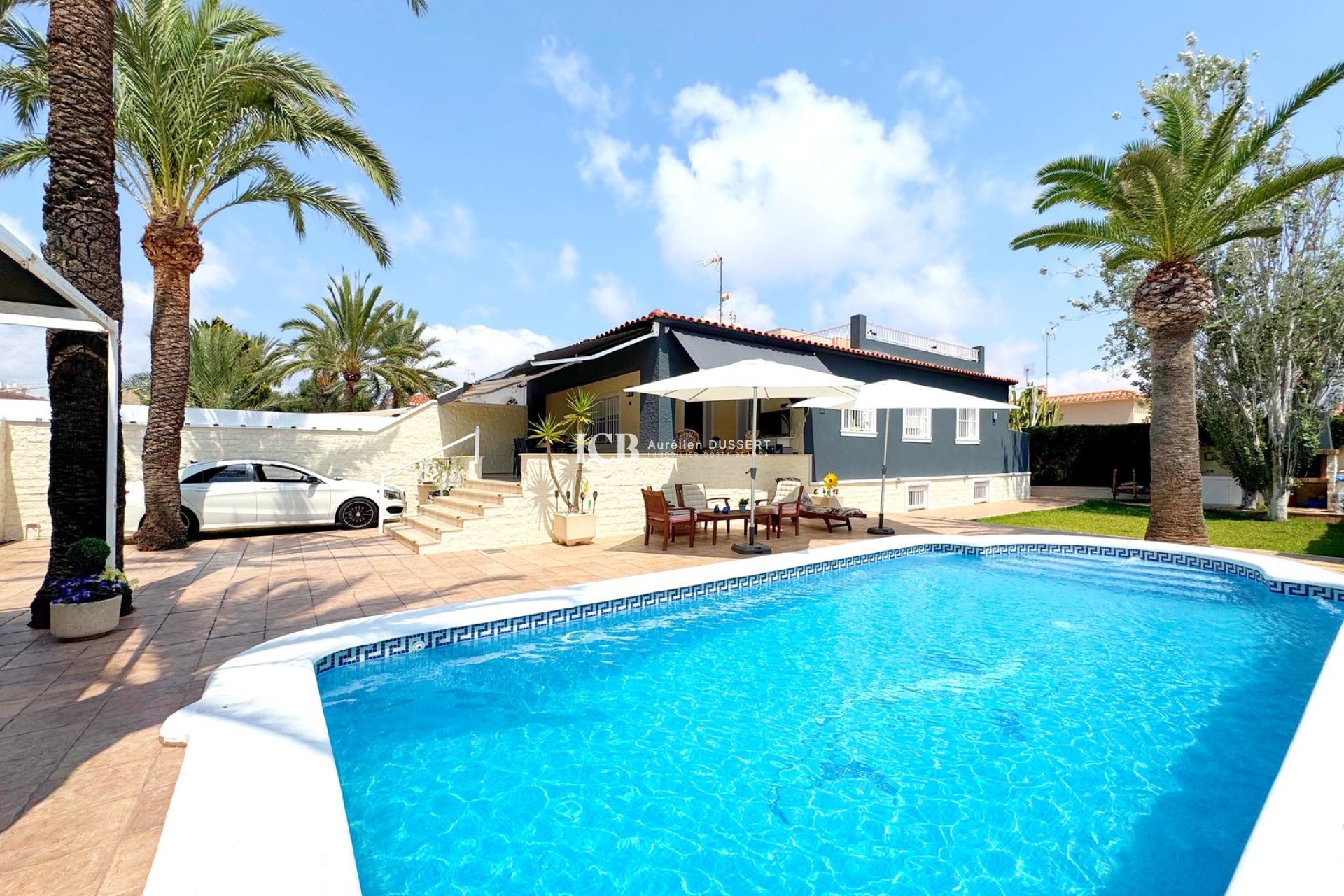 Revente - Maison individuelle -
Punta Prima - Torrevieja