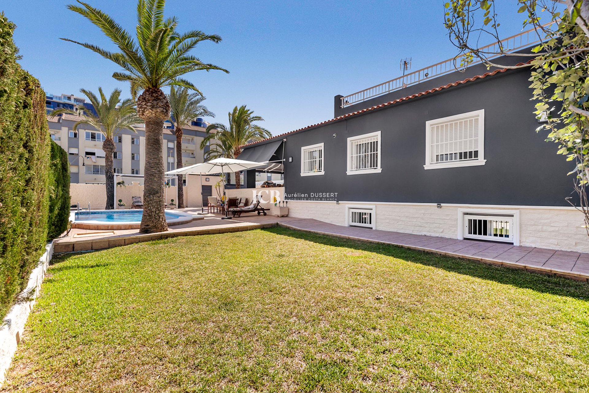 Revente - Maison individuelle -
Punta Prima - Torrevieja