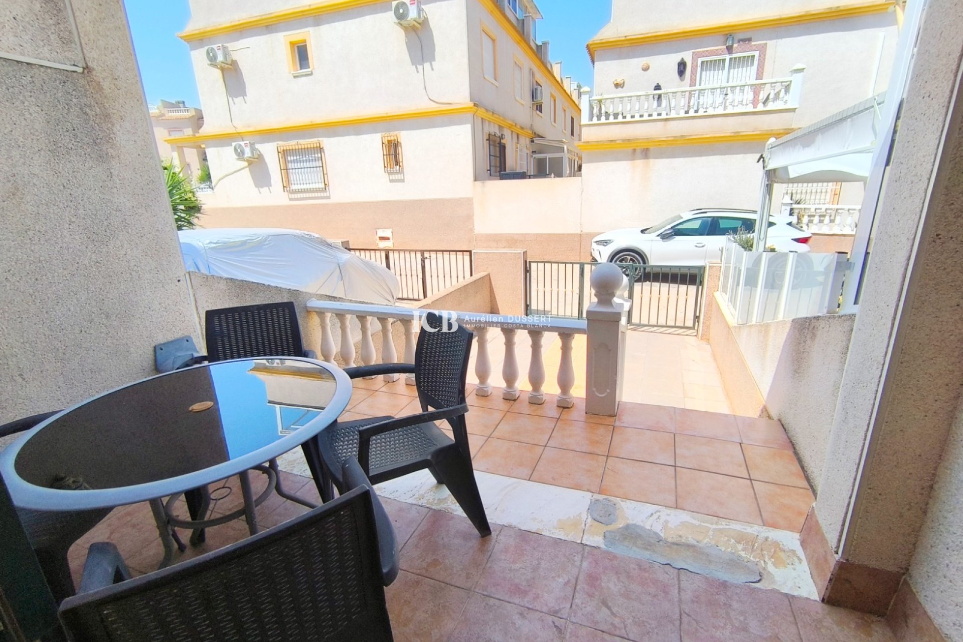 Revente - Maison mitoyenne -
Algorfa