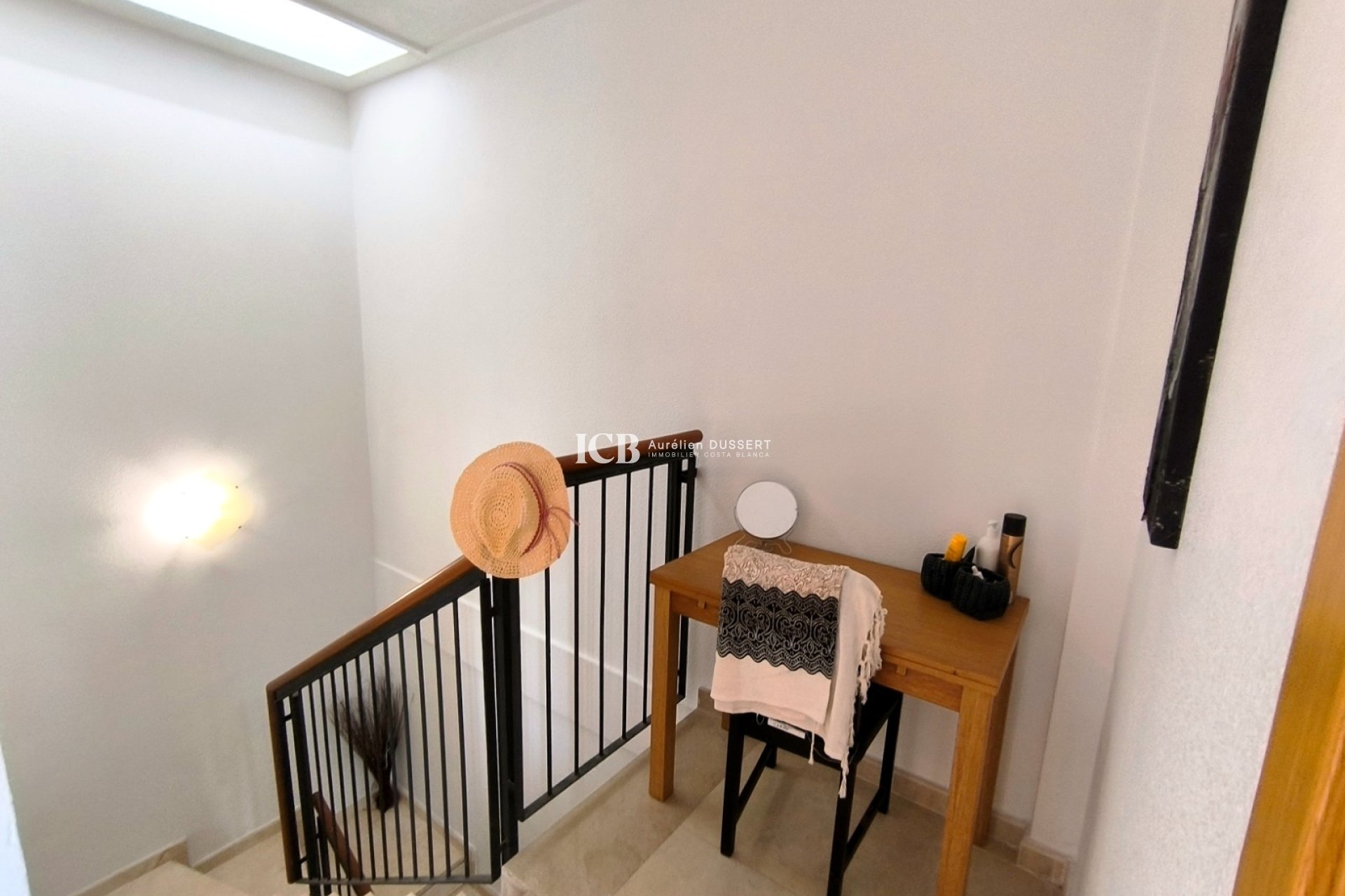 Revente - Maison mitoyenne -
Algorfa