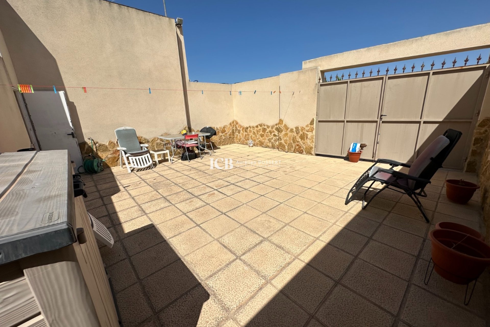 Revente - Maison mitoyenne -
Benejúzar