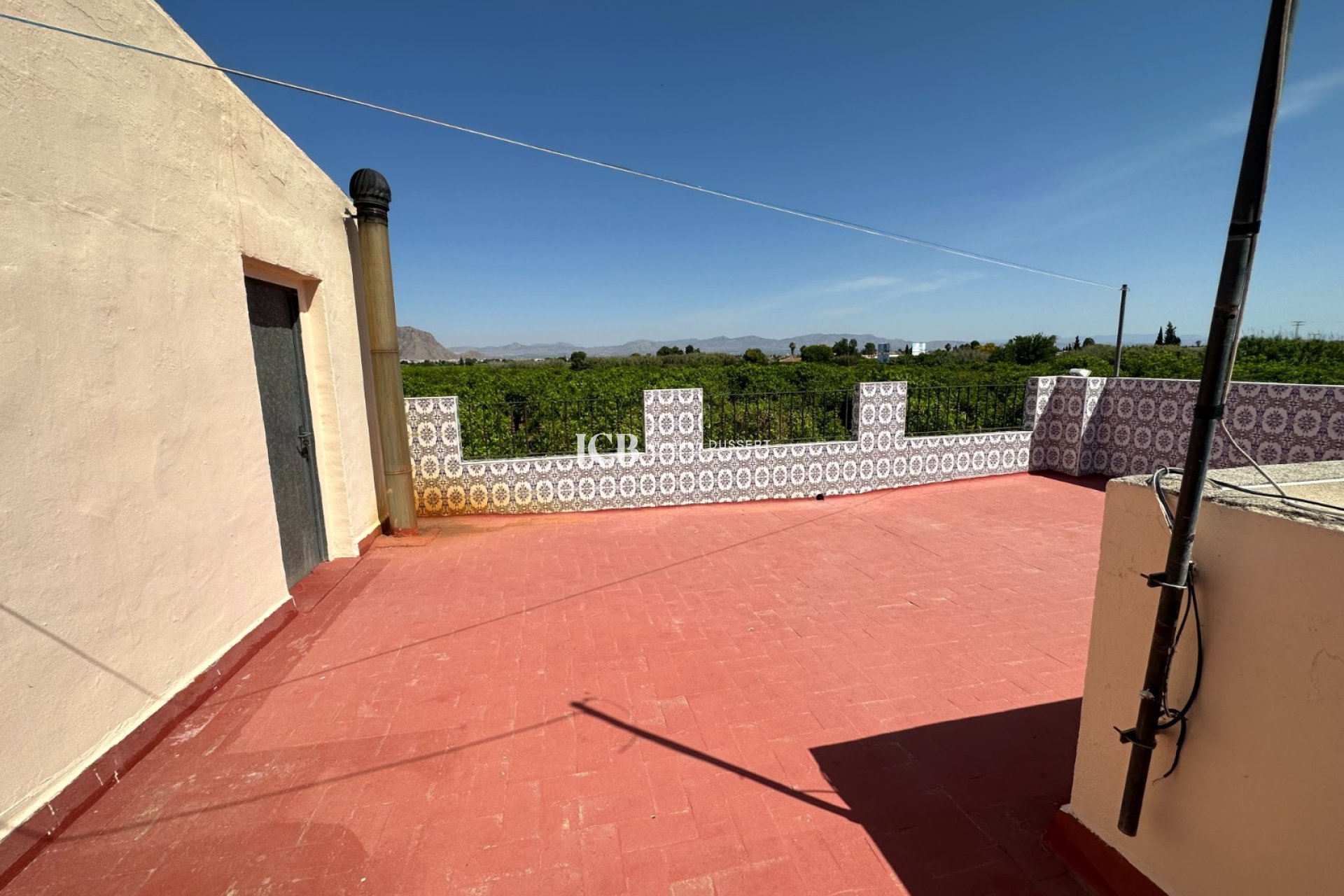 Revente - Maison mitoyenne -
Benejúzar
