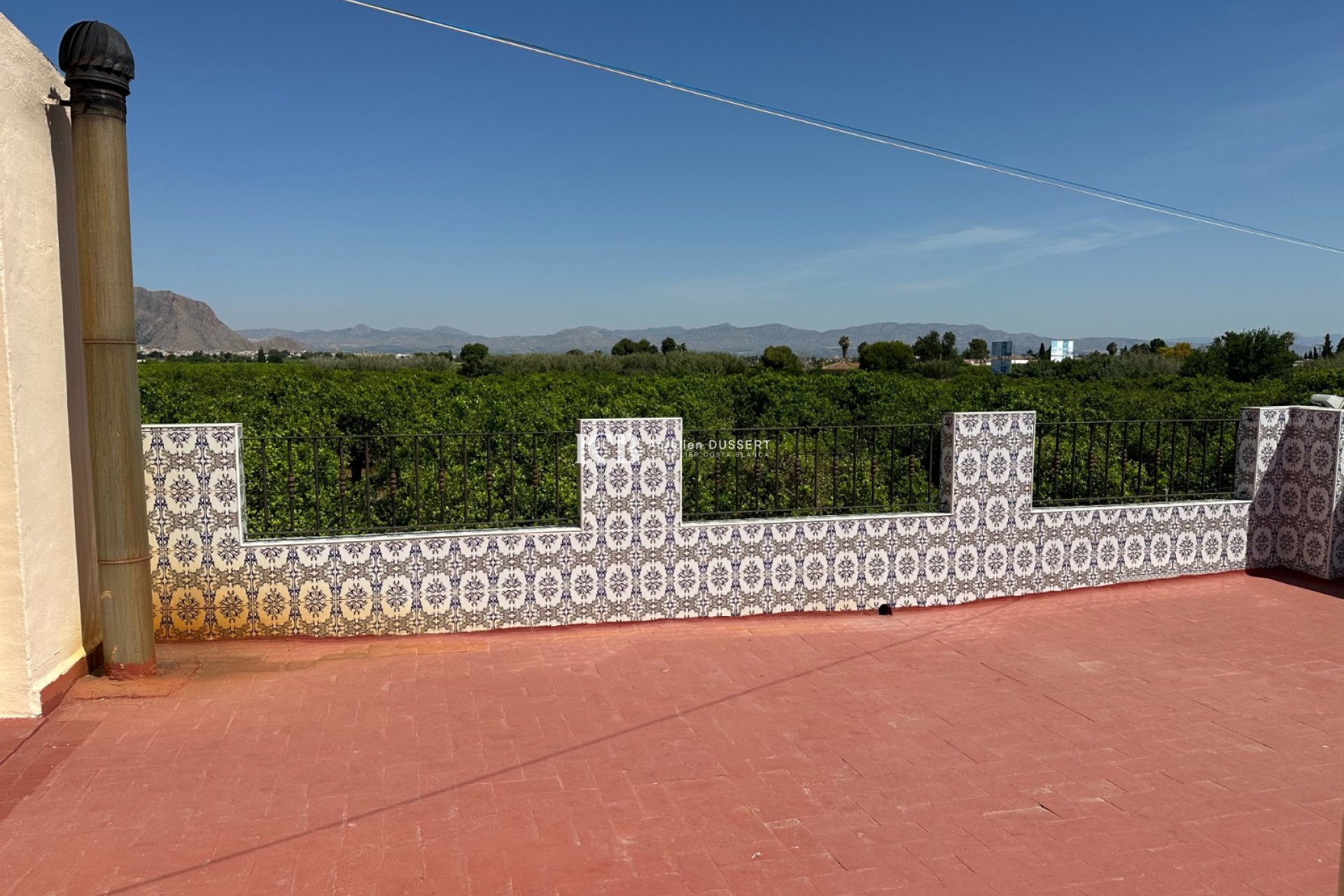Revente - Maison mitoyenne -
Benejúzar