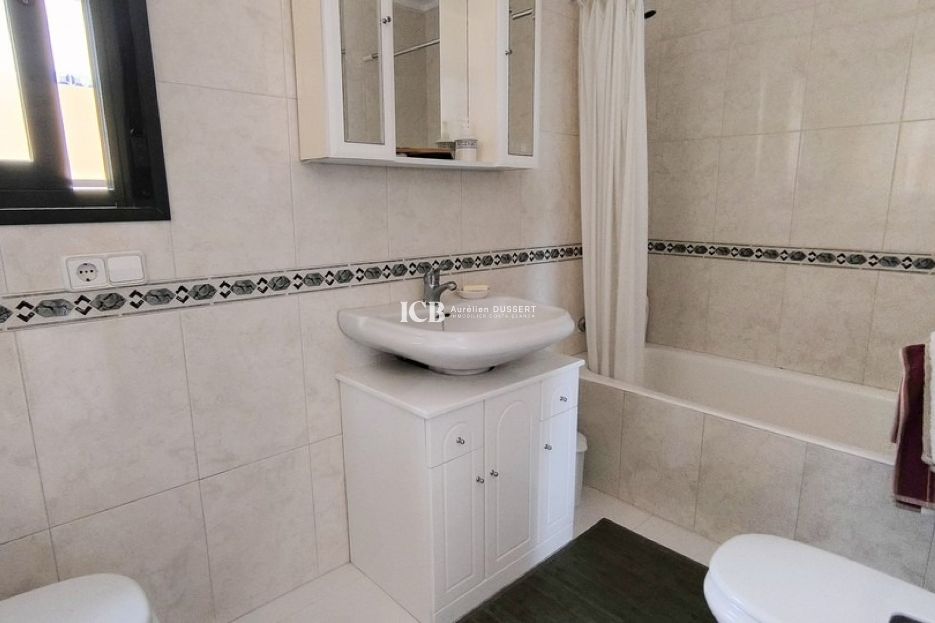 Revente - Maison mitoyenne -
Ciudad Quesada