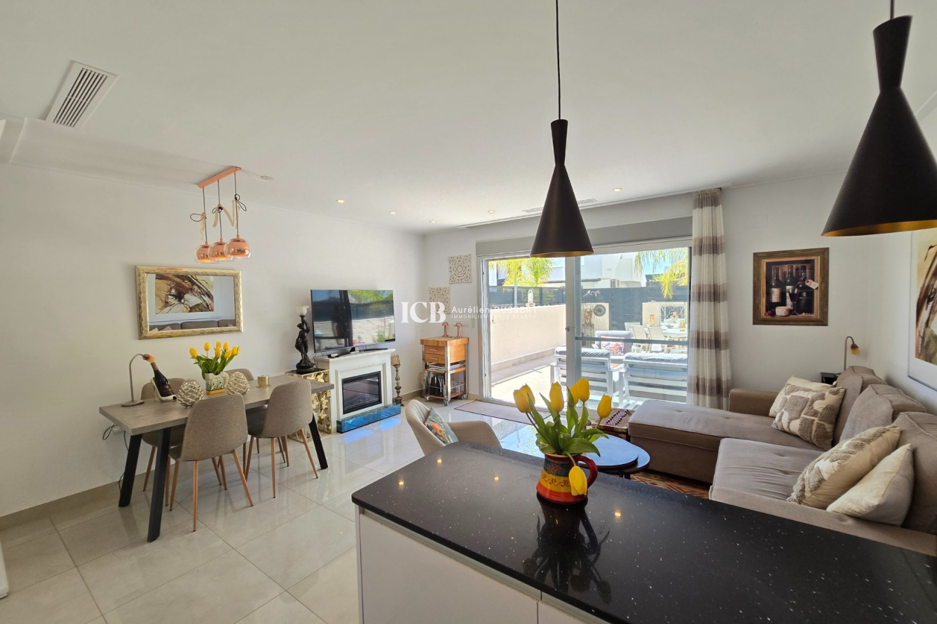 Revente - Maison mitoyenne -
Ciudad Quesada