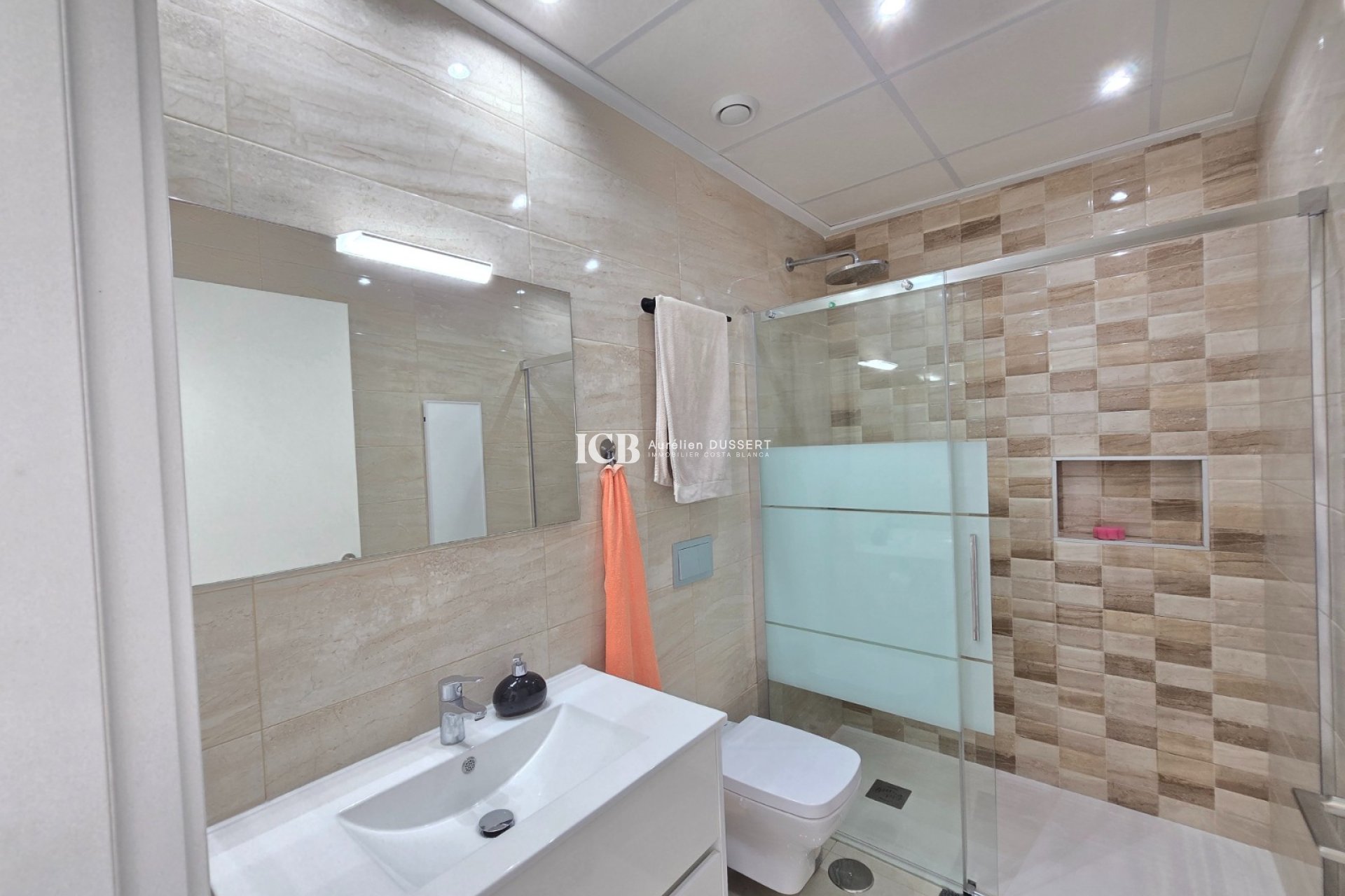 Revente - Maison mitoyenne -
Ciudad Quesada