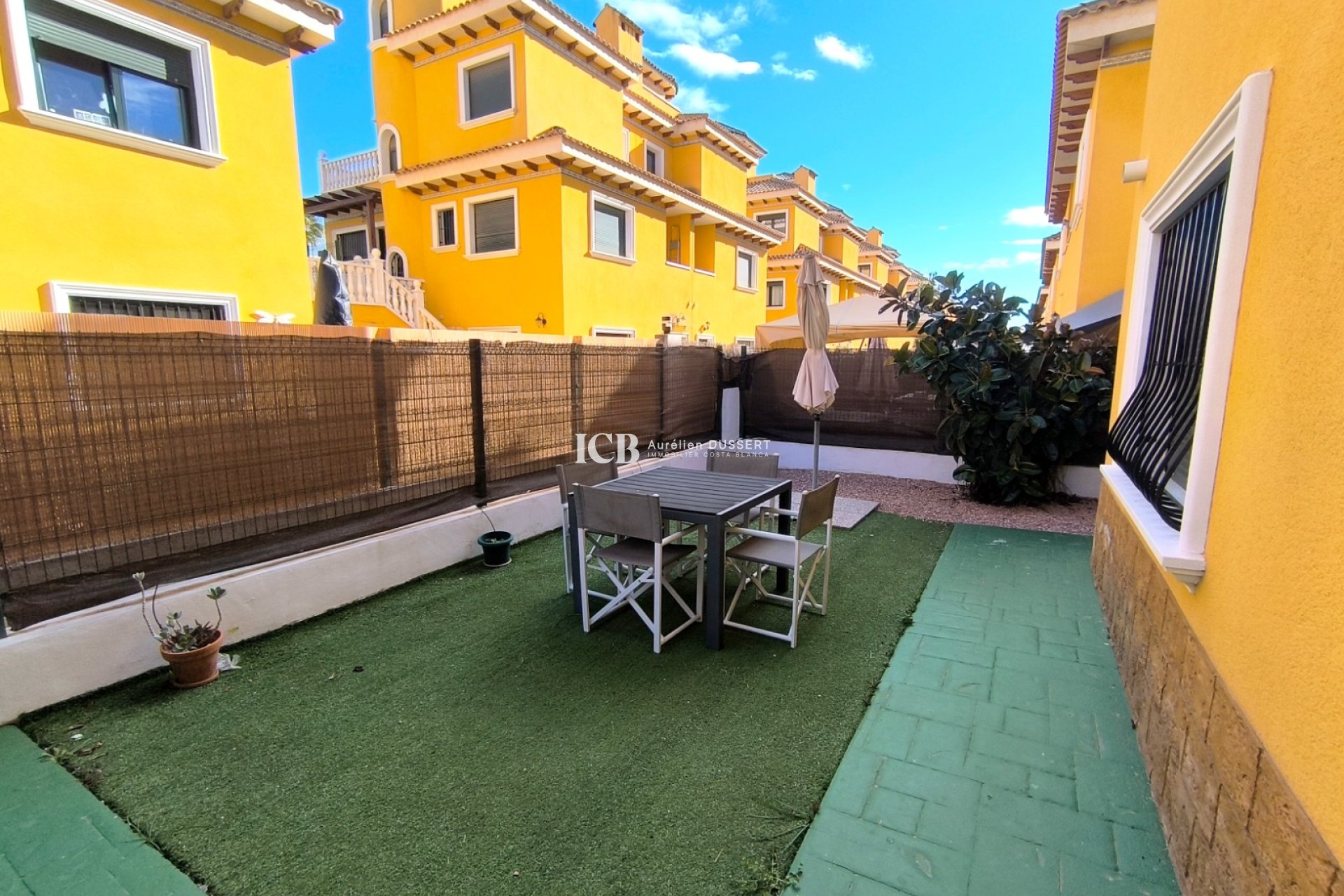 Revente - Maison mitoyenne -
Ciudad Quesada
