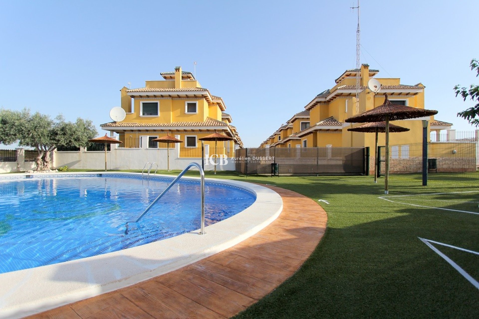 Revente - Maison mitoyenne -
Ciudad Quesada