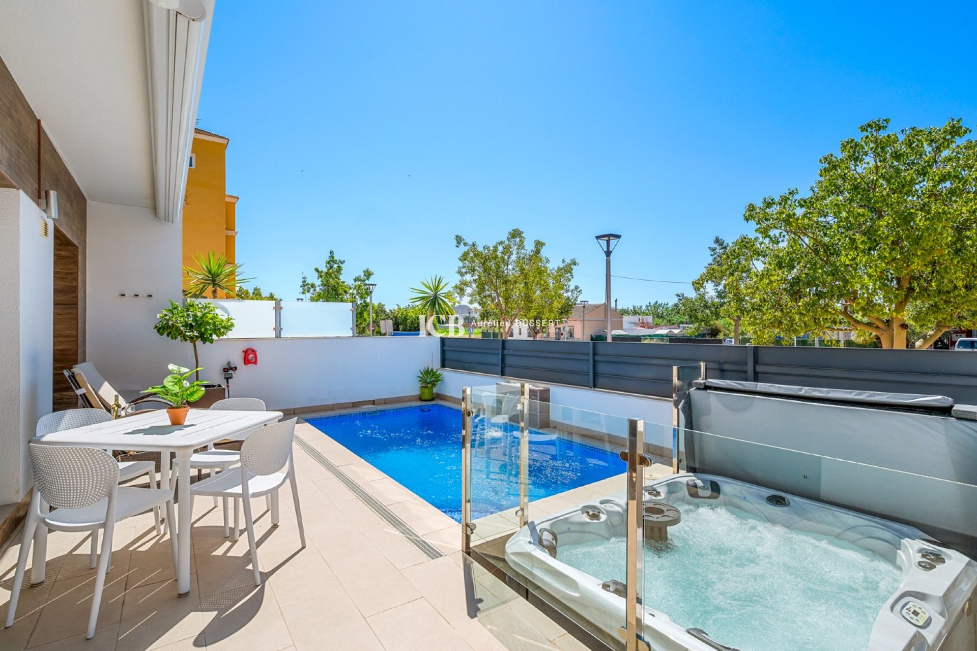 Revente - Maison mitoyenne -
Formentera del Segura - Formentera de Segura