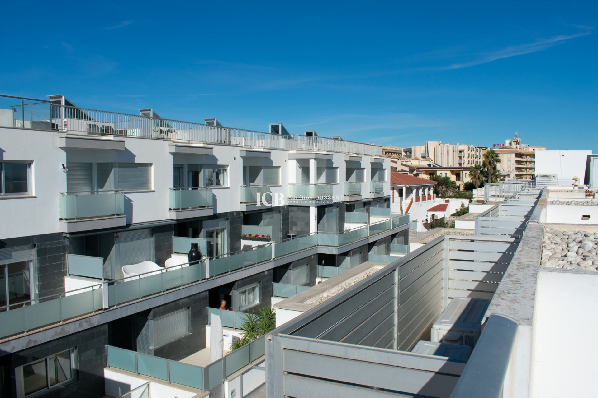 Revente - Maison mitoyenne -
Guardamar del Segura - Guardamar Playa