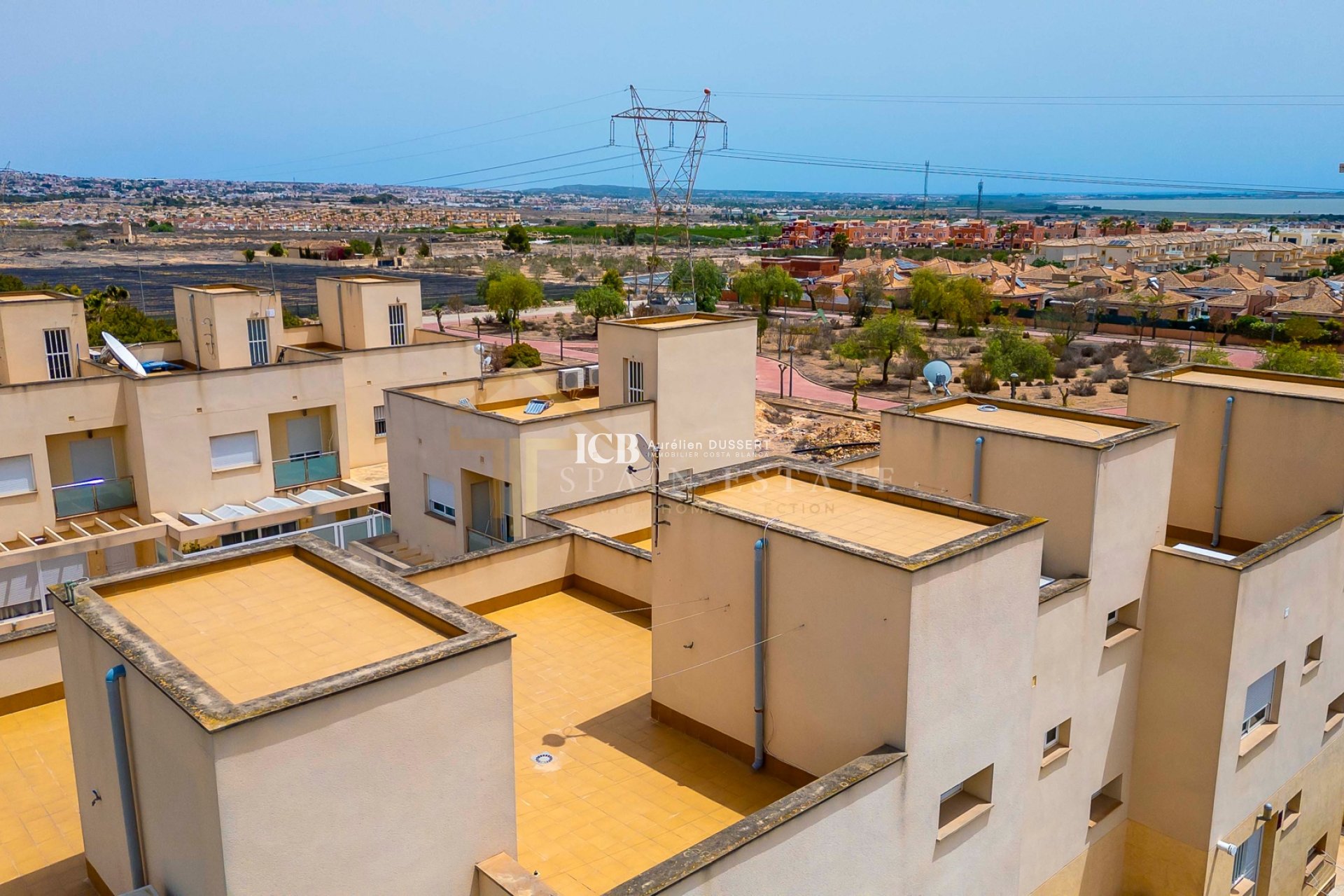 Revente - Maison mitoyenne -
Los Montesinos - Alicante