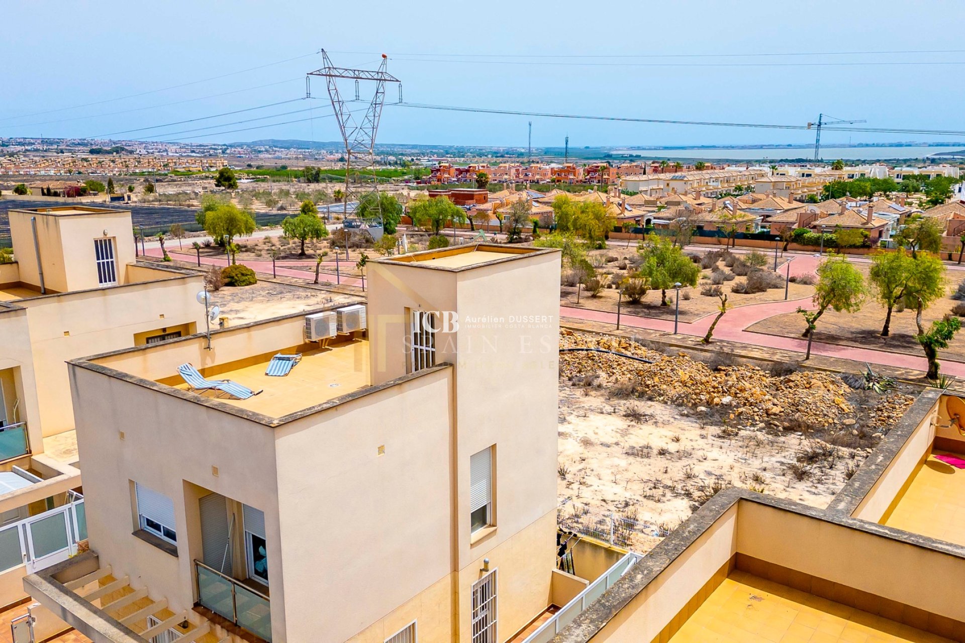 Revente - Maison mitoyenne -
Los Montesinos - Alicante