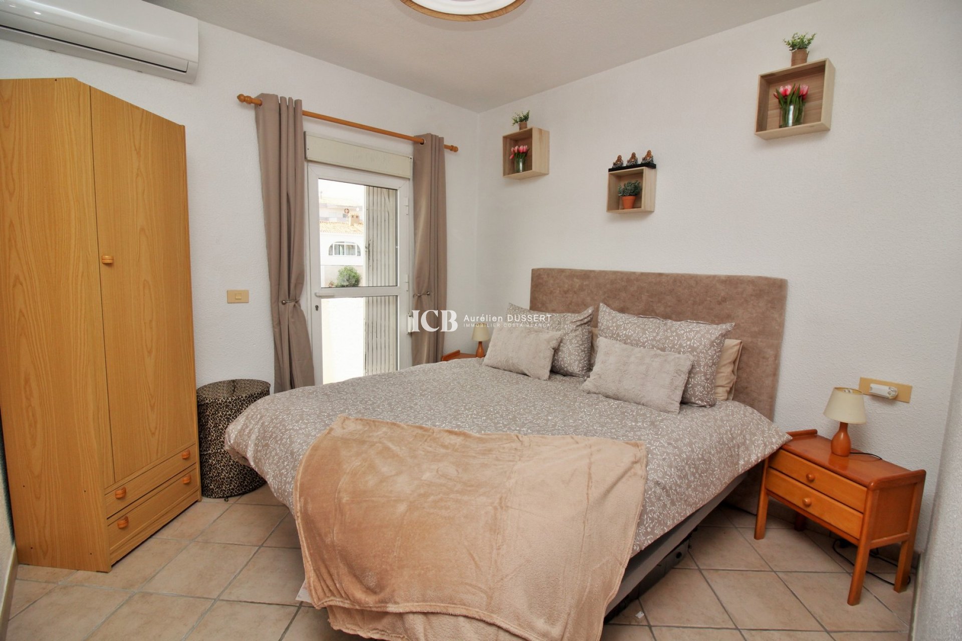 Revente - Maison mitoyenne -
Orihuela Costa - Cabo Roig